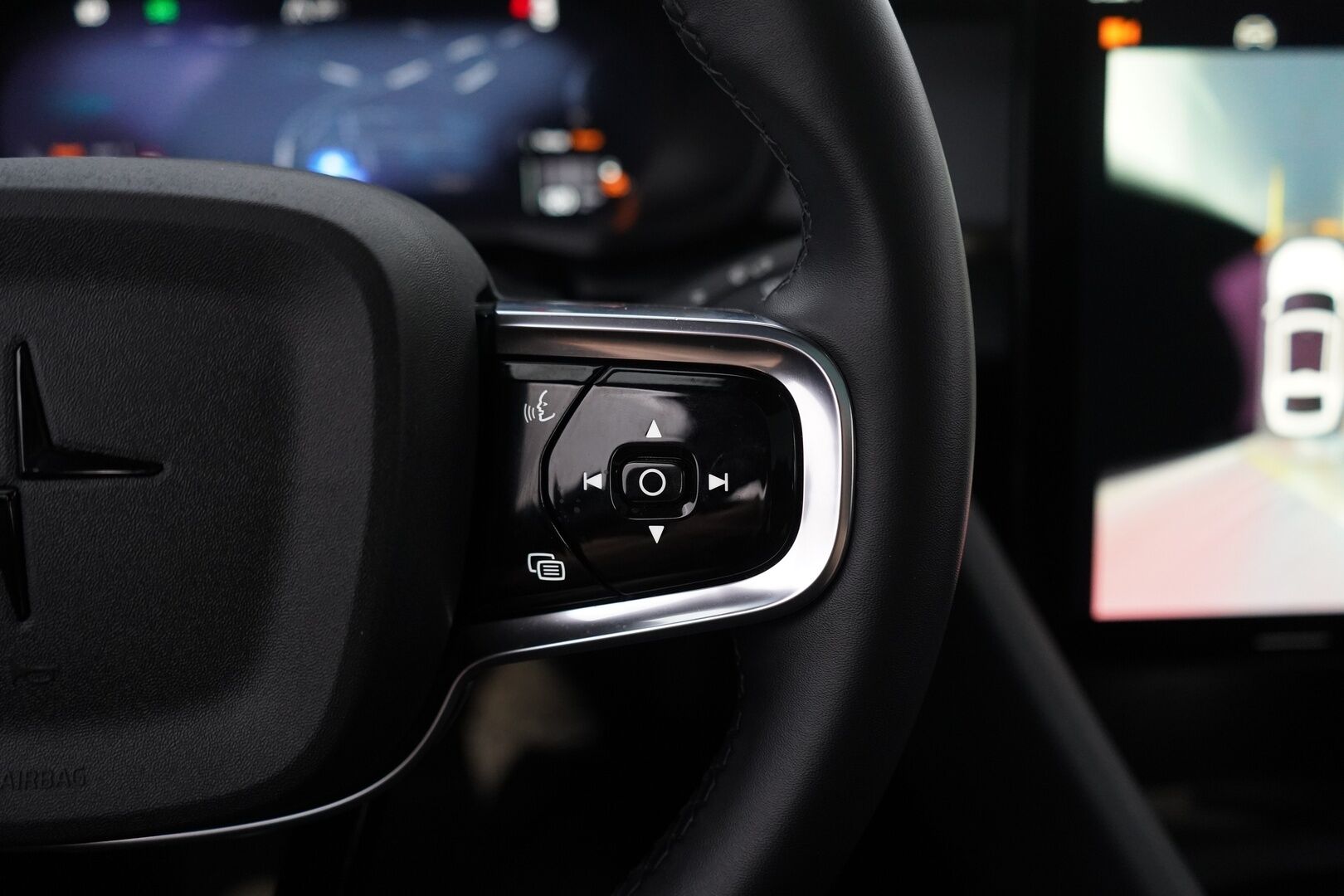 POLESTAR 2 2023 Long Range Dual Motor *ACC / Lasikatto / Muistipenkki / LED / 360° / Lämpöpumppu* - SoH 94.9% / Molemmat laturit / Puhdas Carvertical