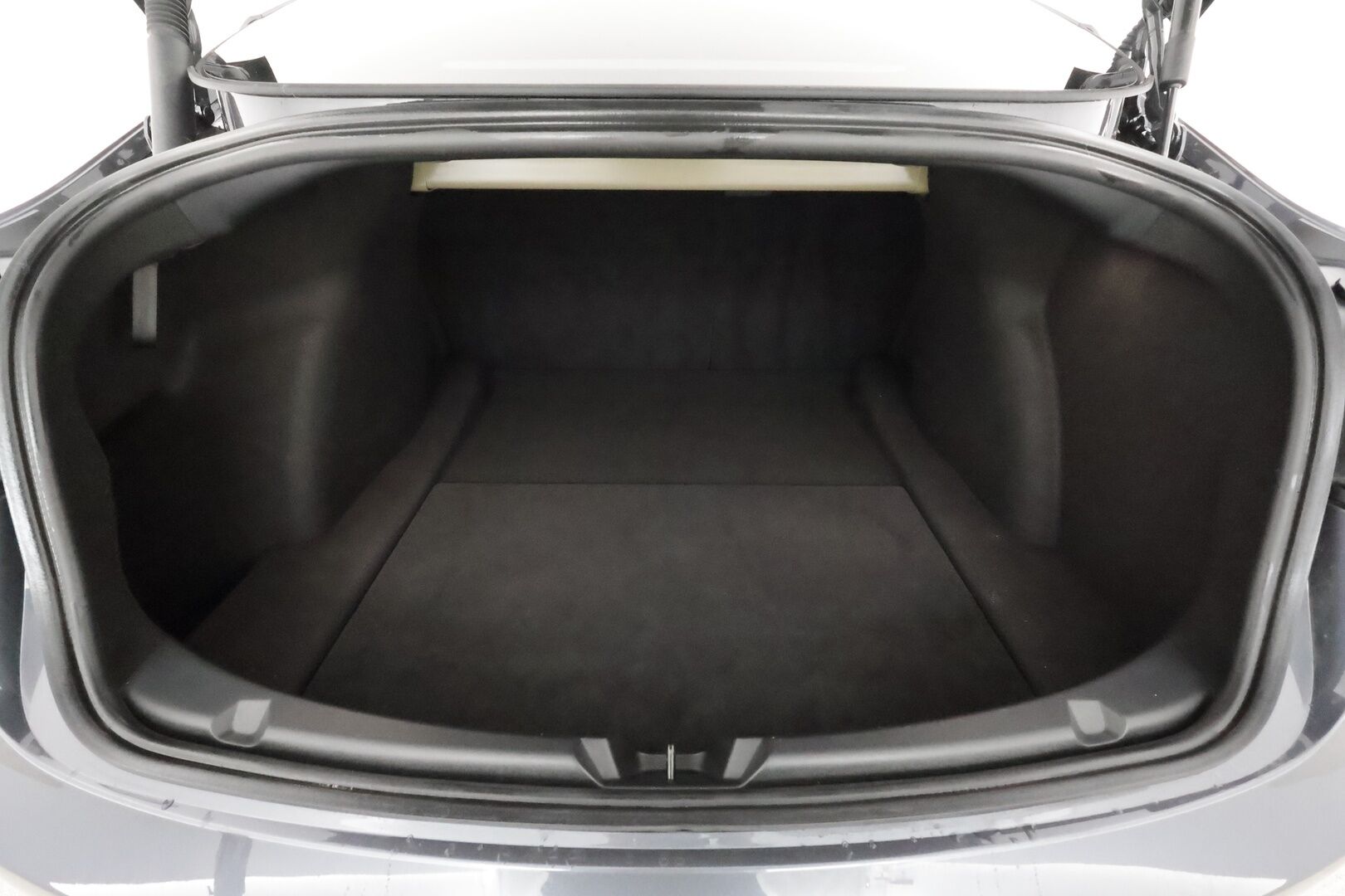 Tesla Model 3 2023 Standard Range Plus * Lasikatto / P.kamera / Matrix LED / Nahat / ILP * - HULLU BLACKWEEK KORKOTARJOUS 2,49%