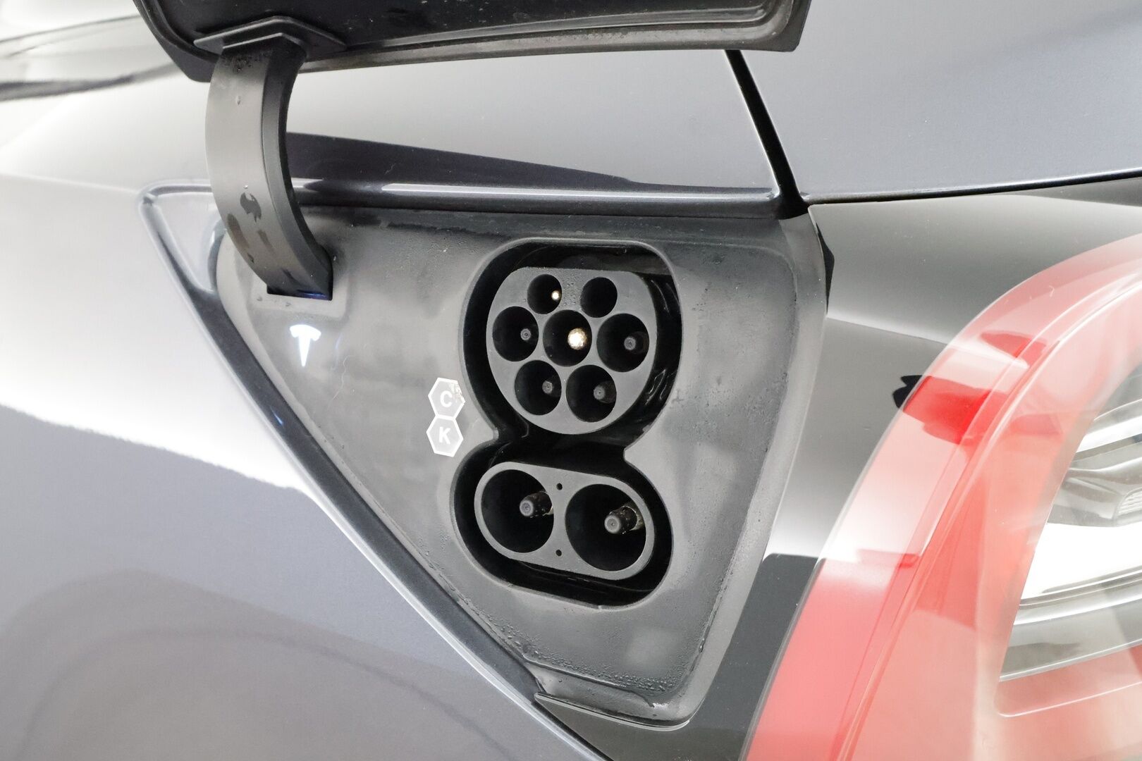 Tesla Model 3 2023 Standard Range Plus * Lasikatto / P.kamera / Matrix LED / Nahat / ILP * - HULLU BLACKWEEK KORKOTARJOUS 2,49%