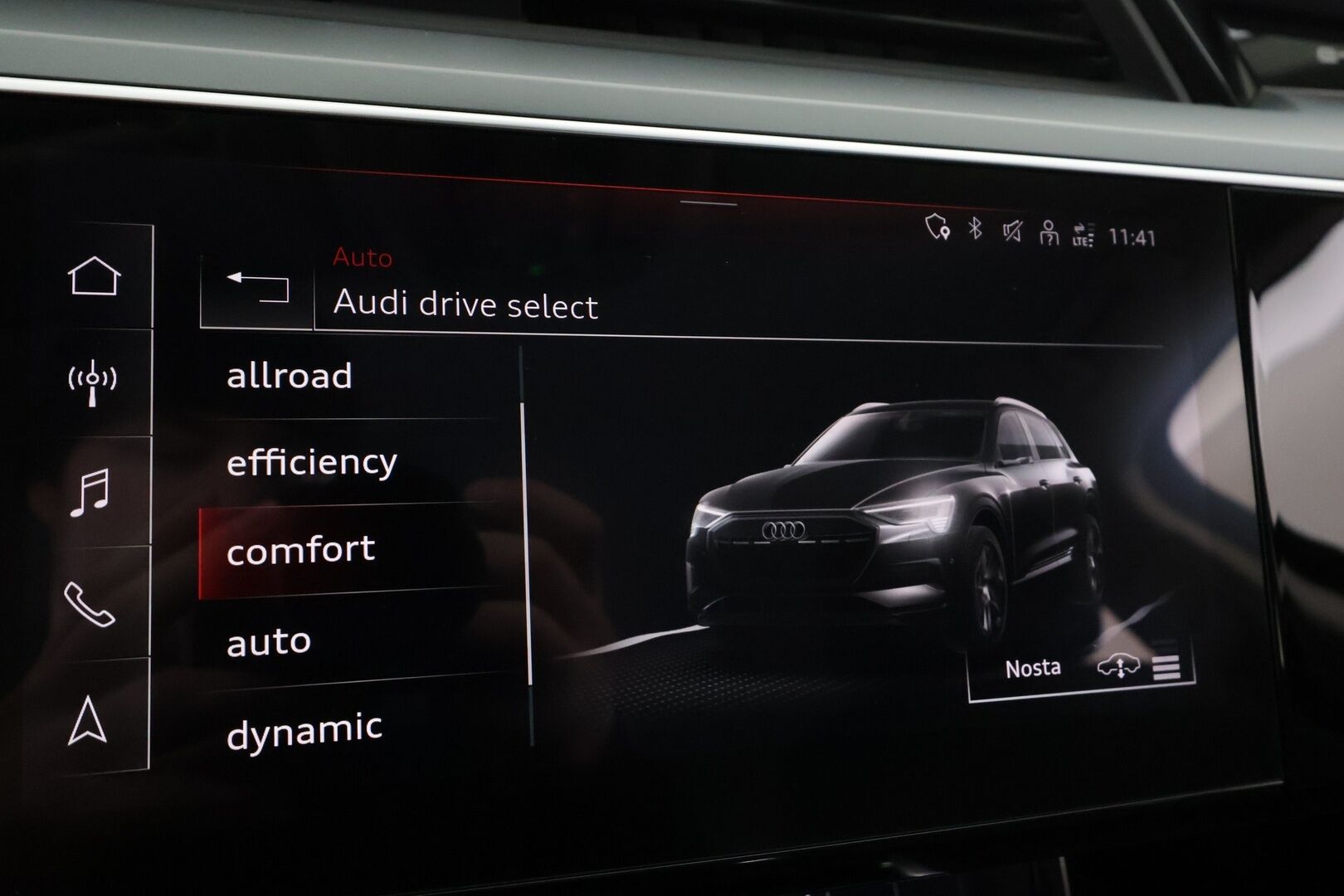 Audi e-tron 2022 55 quattro * ACC / Lisälämmitin / Muistipenkki / Nahkaverhoilu / Navi / Apple&Android * - Juuri Katsastettu! / Akku kuntotarkastettu SoH 96.1% / 2x Lataus / Kahdet Renkaat - HULLUT AVAJAISHULINAT KORKOTARJOUS 3,29 %