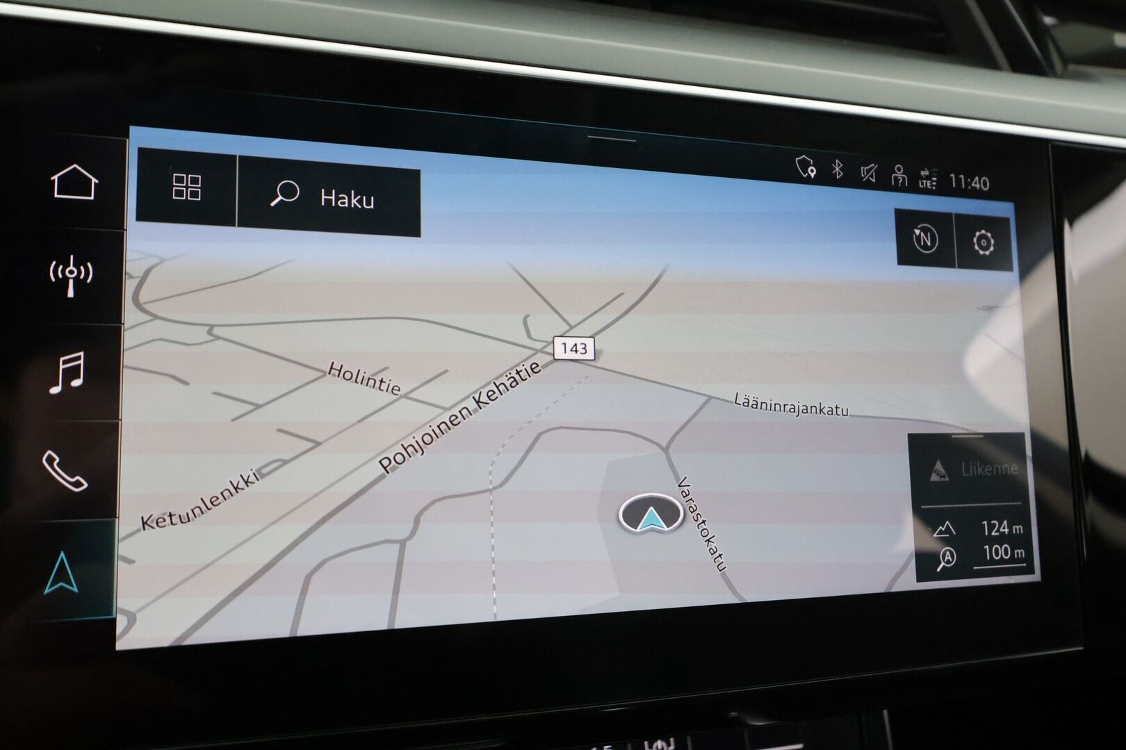 Audi e-tron 2022 55 quattro * ACC / Lisälämmitin / Muistipenkki / P.tutkat / Apple&Android / Nahkaverhoilu * - Akku kuntotarkastettu SoH 96.1% / 2x Lataus / Kahdet Renkaat