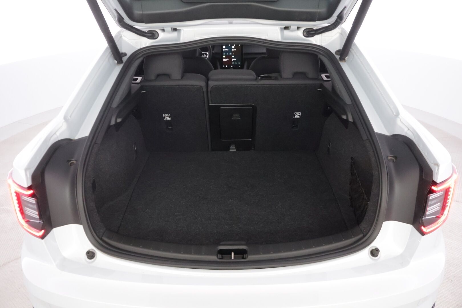 Polestar 2 2023 Standard Range Single Motor- Pilot Lite - * Pilot-Lite | ACC | 360 | Muistipenkki | LED | BLIS | Lane-Assist | Comfort Acces | CarPlay | 2x Alut * 