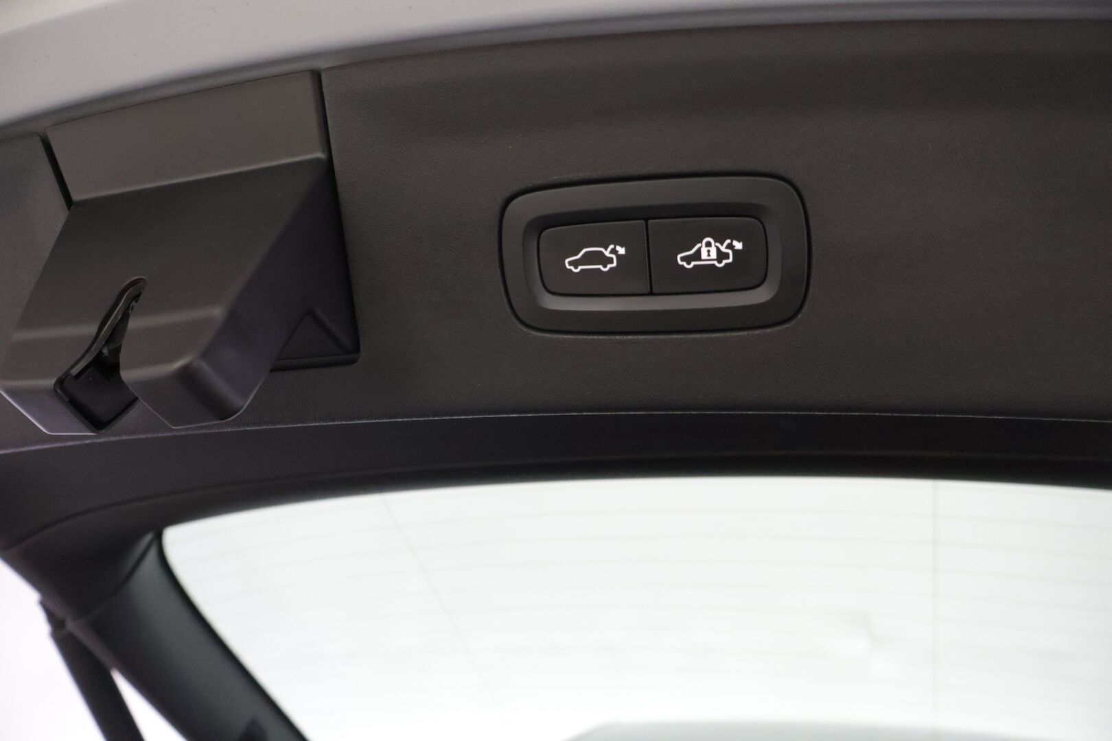 Polestar 2 2023 Standard Range Single Motor- Pilot Lite - * Pilot-Lite | ACC | 360 | Muistipenkki | LED | BLIS | Lane-Assist | Comfort Acces | CarPlay | 2x Alut * 