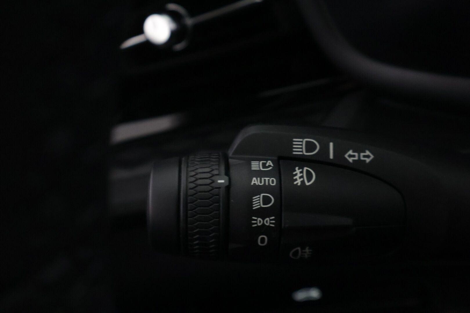 Polestar 2 2023 Standard Range Single Motor- Pilot Lite - * Pilot-Lite | ACC | 360 | Muistipenkki | LED | BLIS | Lane-Assist | Comfort Acces | CarPlay | 2x Alut * 