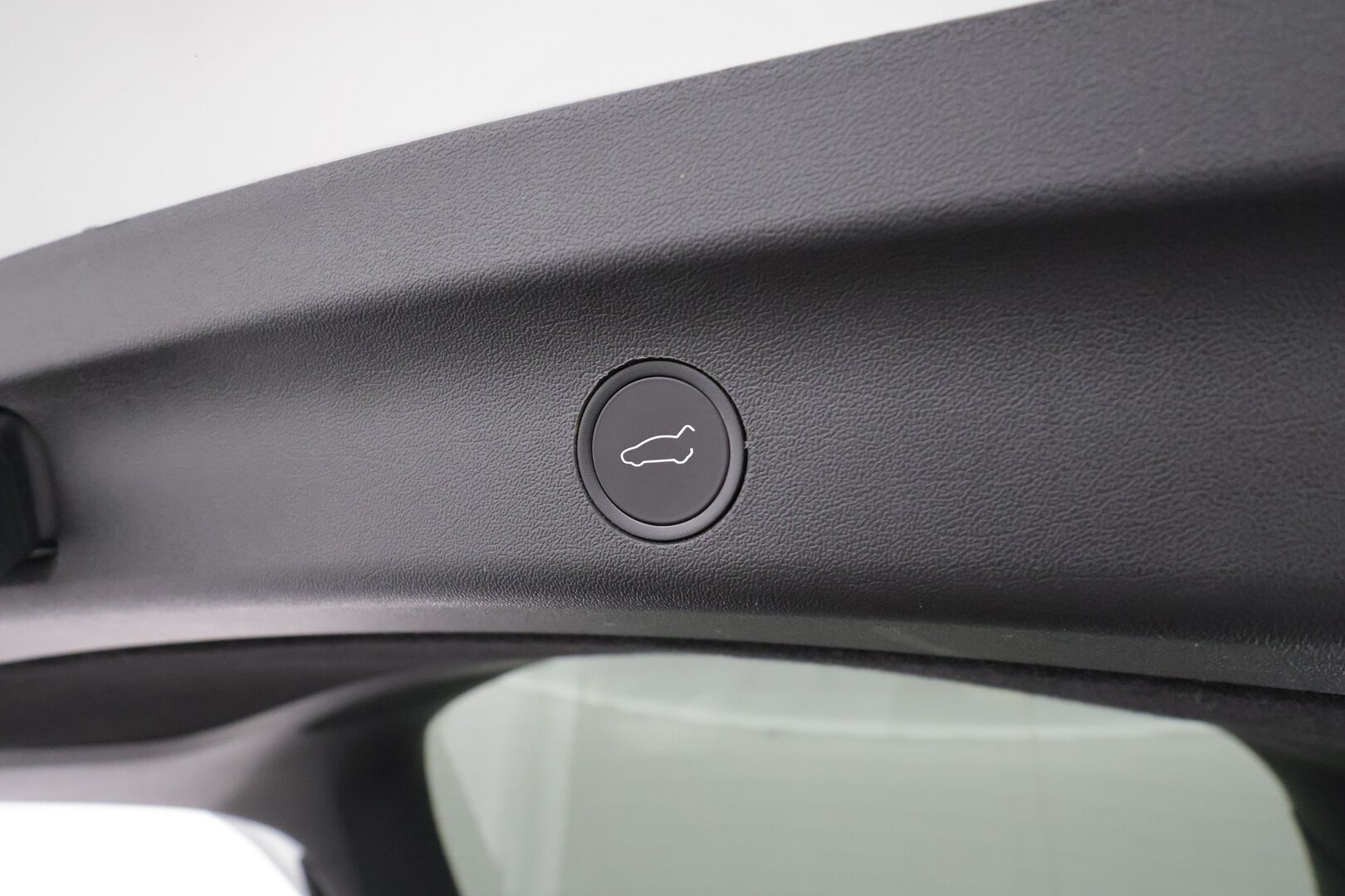 Tesla Model Y 2022 Performance * Lasikatto / Matrix LED / Premium Audio / ILP / Koukku / Mustat nahat / ACC / P.kamera * - Akku kuntotarkastettu!