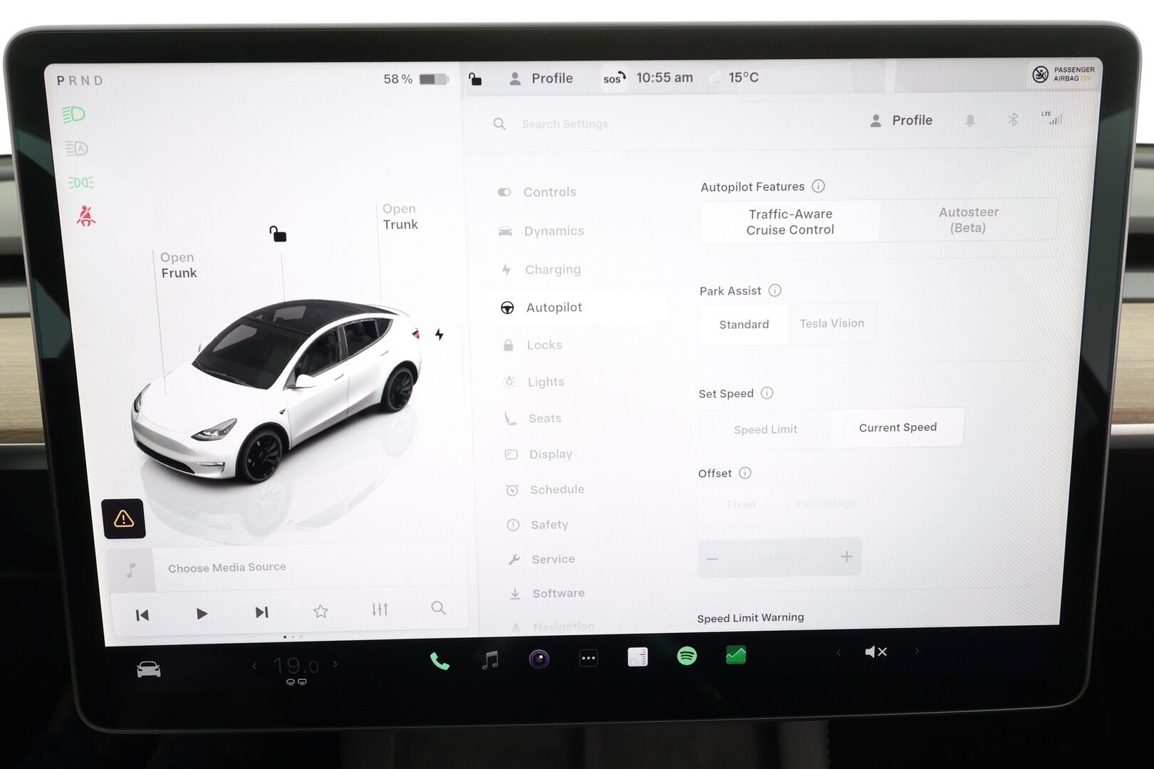 Tesla Model Y 2022 Performance * Lasikatto / Matrix LED / Premium Audio / ILP / Koukku / Mustat nahat / ACC / P.kamera * - Akku kuntotarkastettu! - HULLUT VÄLIPÄIVÄT KORKOTARJOUS 2,49%