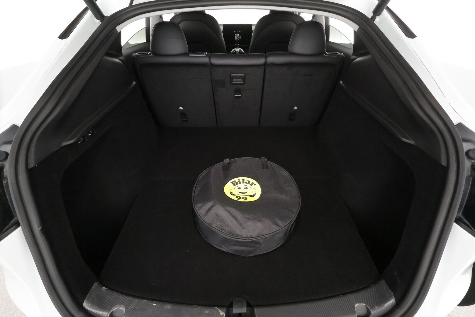 Tesla Model Y 2022 Performance * Lasikatto / Matrix LED / Premium Audio / ILP / Koukku / Mustat nahat / ACC / P.kamera * - Akku kuntotarkastettu!