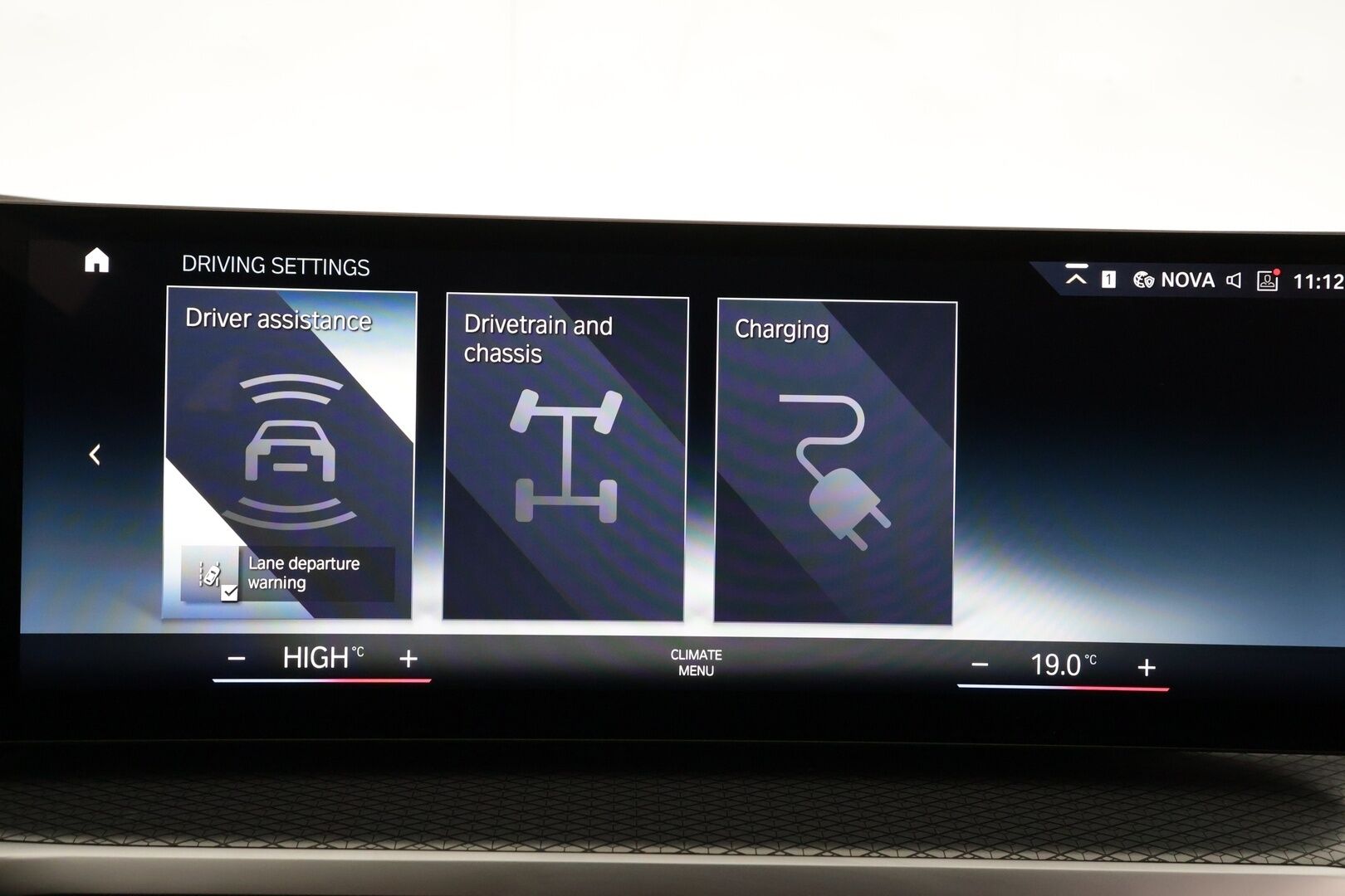 BMW i4 2023 eDrive 35 Charged M-Sport * ACC / HUD / P.kamera / Hifi / Sporttipenkit / LED / Navi / Sähköluukku * - Akku kuntotarkastettu SoH 96,1% 