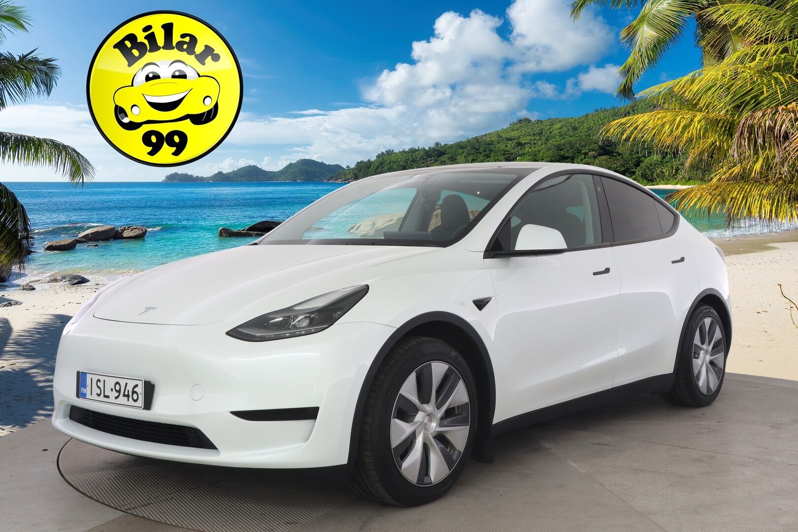Tesla Model Y 2023 RWD *Autopilot / Lasikatto / AMD Ryzen / Lämpöpumppu / Premium Audio & Connectivity / Koukku / P.Kamerat / LED / Navi * - ALV-vähennyskelpoinen Model Y Tesla 2x vanteilla