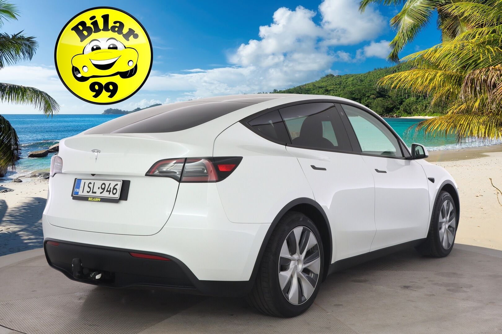 Tesla Model Y 2023 RWD *Autopilot / Lasikatto / AMD Ryzen / Lämpöpumppu / Premium Audio & Connectivity / Koukku / P.Kamerat / LED / Navi * - ALV-vähennyskelpoinen Model Y Tesla 2x vanteilla