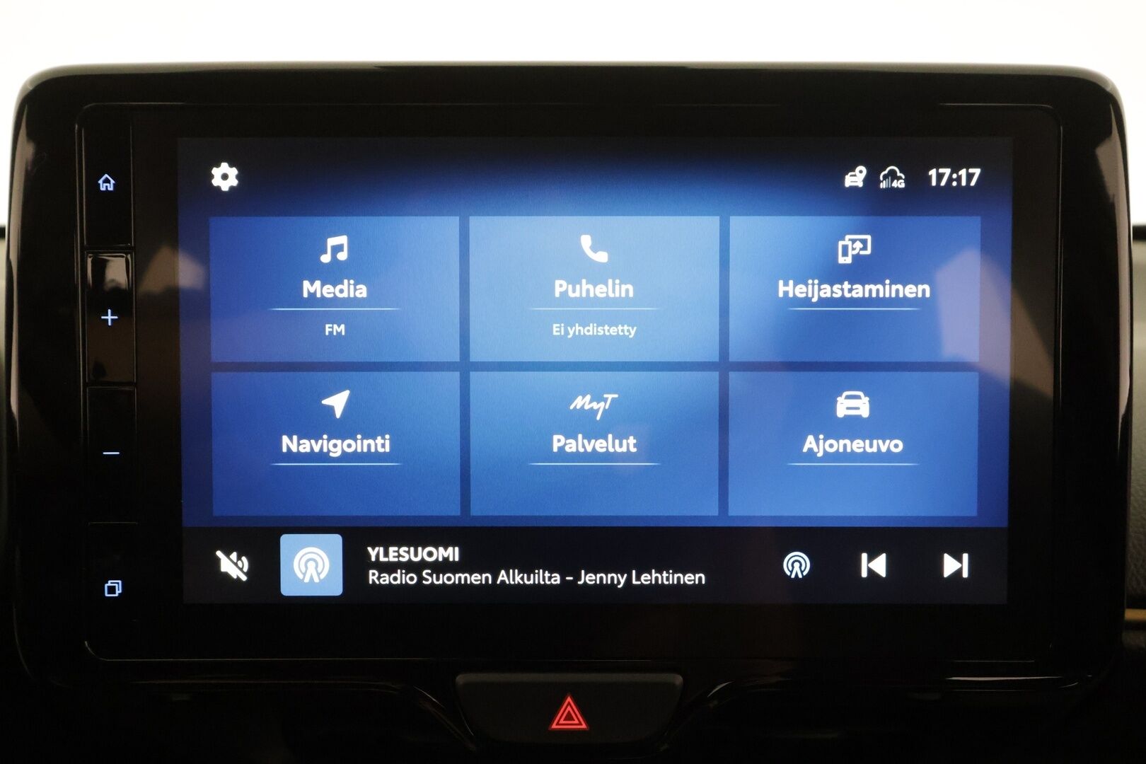 TOYOTA YARIS CROSS 2022 1,5 Hybrid AWD-i Adventure - | ACC | Navi | P.kamera | KeylessGo | Puolinahat|  Upea metalliväri | Haluttu Adventure malli | Kahdet renkaat vantein | 