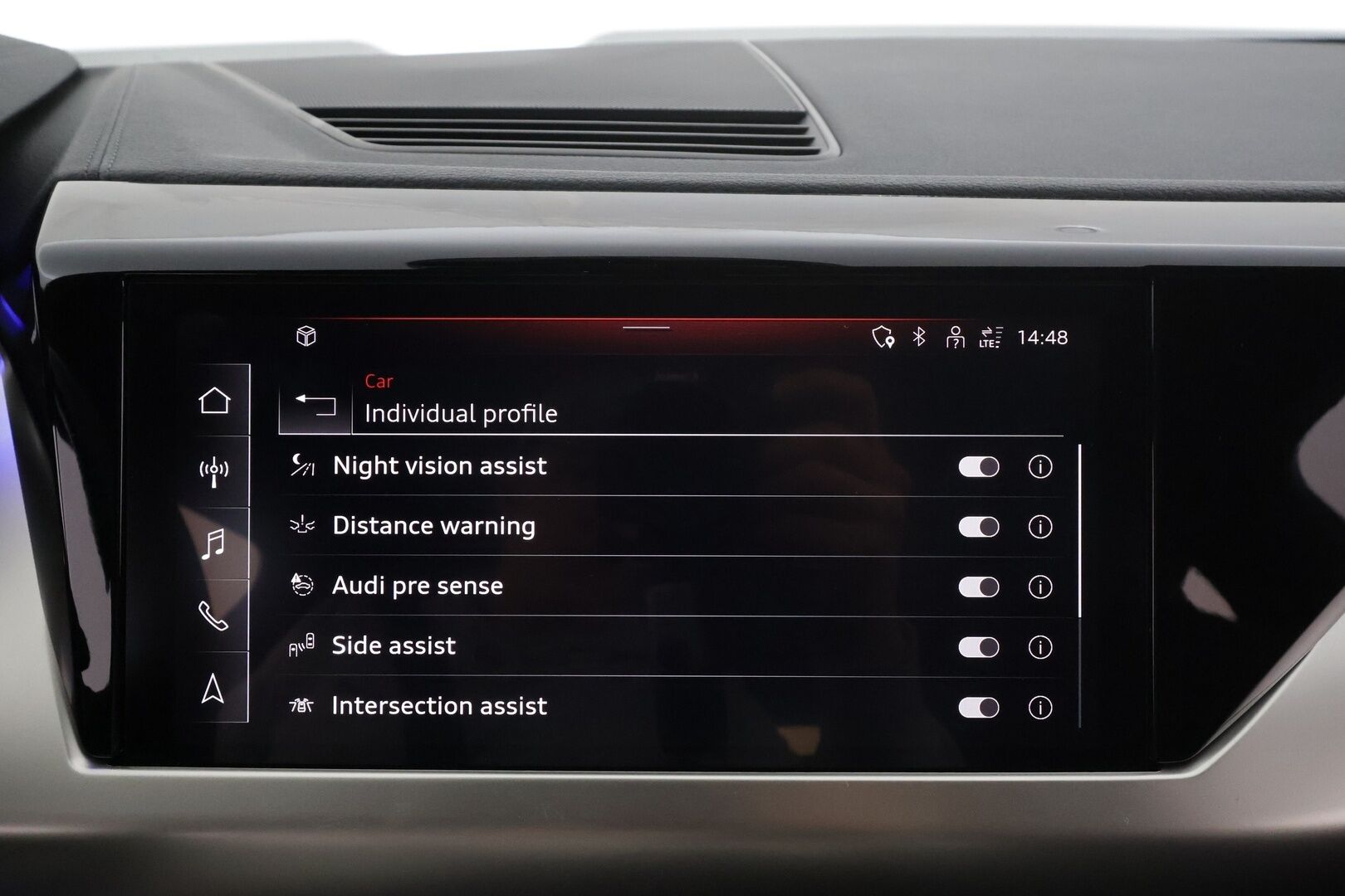 Audi E-TRON GT RS 2022 quattro * ACC / HUD / B&O / Night Vision / Ilma-alusta / 360° / Matrix LED / ILP / Lasikatto / KeylessGo / Muistipenkki / Puolinahat * - 1.Om Suomi-auto / Kahdet renkaat aluvanteilla / Merkkihuollettu