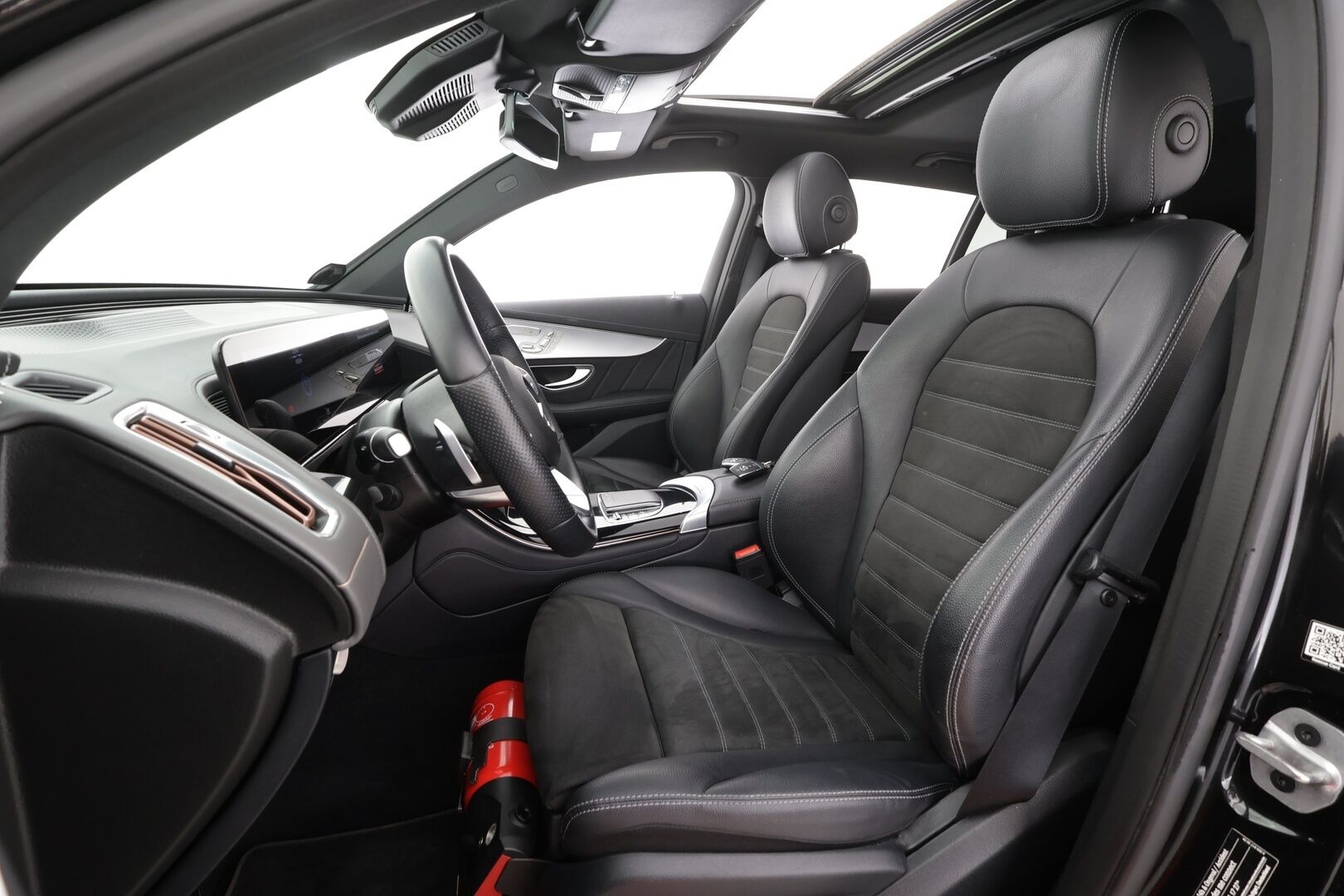 Mercedes-Benz EQC 2022 400 4MATIC Business AMG * Distronic+ / HUD / Widescreen / Multibeam / DTR+Q / 360° / Burmester / Muistipenkit *