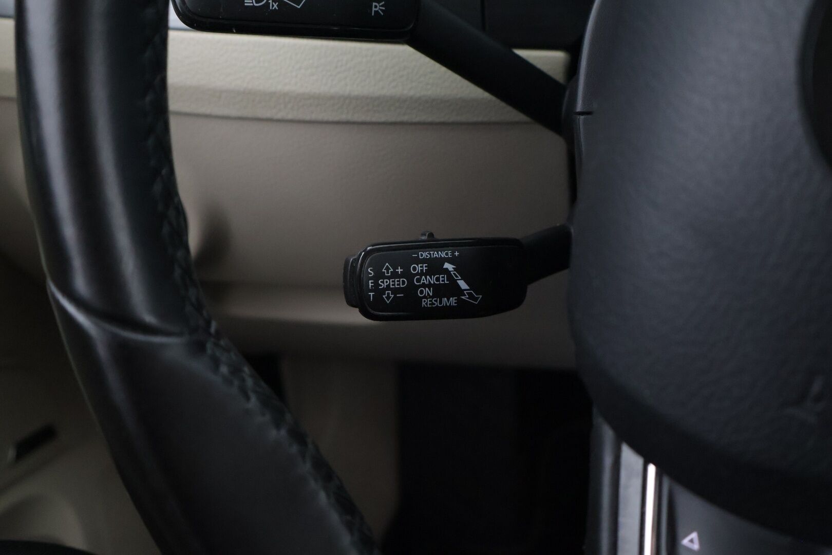 Skoda Superb 2016 Combi 1,4 TSI ACT Style DSG Autom. - Webasto | ACC | Kamera | Nahkapenkit | Sähköluukku