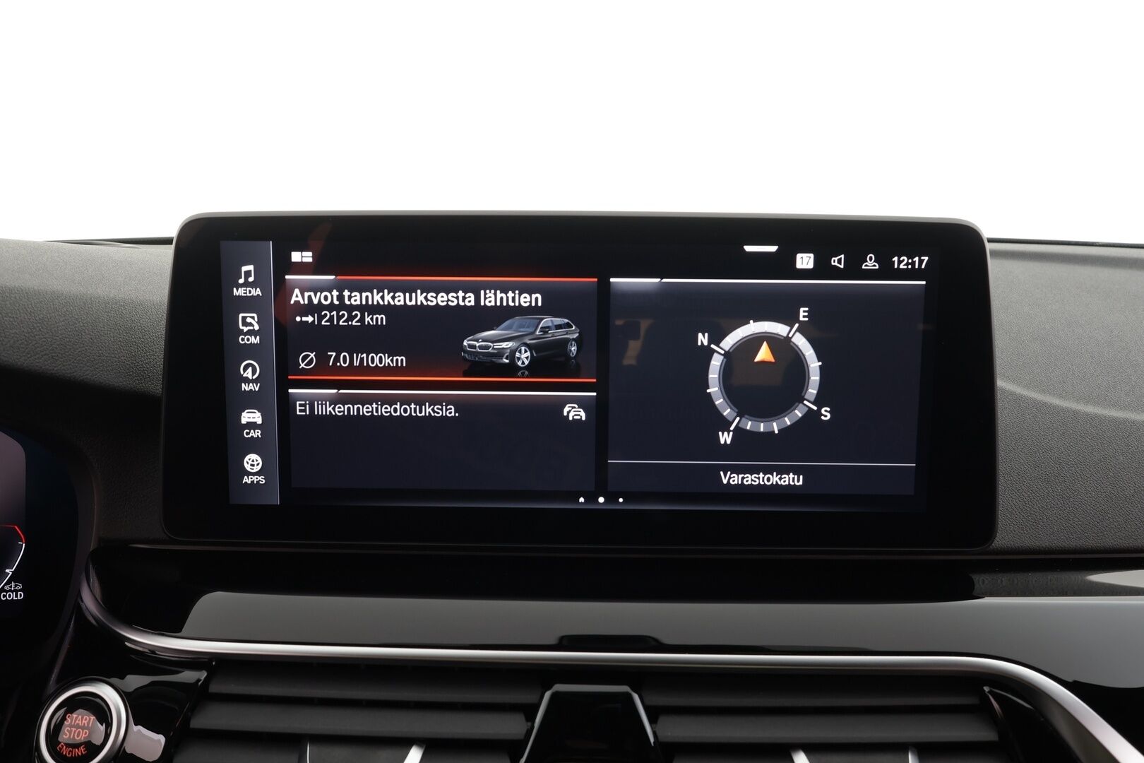 BMW 530 2021 G31 Touring 530d A xDrive Luxury * ACC / HUD / 360° / Muistipenkit / Laser / H&K / Webasto / Navi / Comfort Access * - Kahdet renkaat aluvanteilla / Huippuvarusteet - HULLU BLACKWEEK KORKOTARJOUS 2,49%