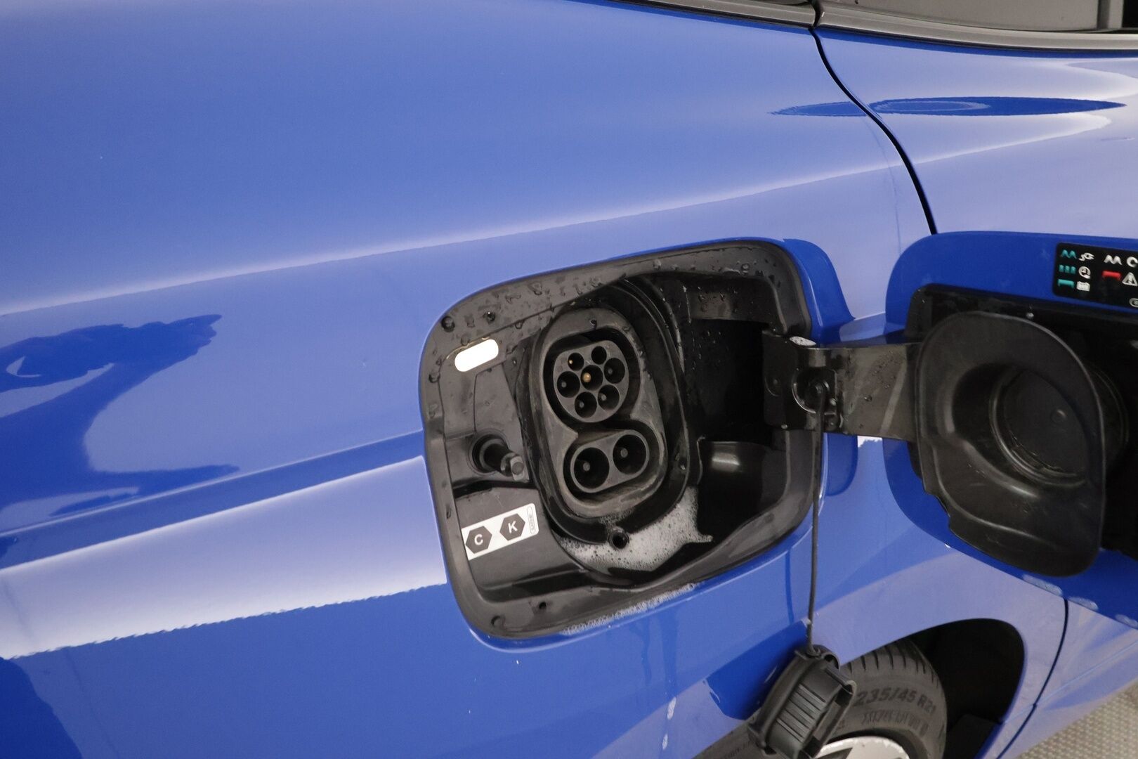 Skoda Enyaq 2022 60 SportLine iV - | ACC | Akkukäyttöinen | Matrix-LED | P.Kamera | Ratinlämmitys | Puolinahat | Keyless | Apple&Android | Kahdet Renkaat |