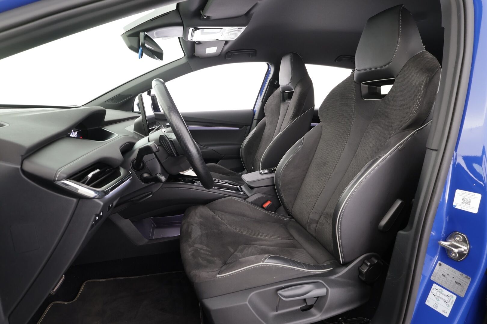Skoda Enyaq 2022 60 SportLine iV - | ACC | Akkukäyttöinen | Matrix-LED | P.Kamera | Ratinlämmitys | Puolinahat | Keyless | Apple&Android | Kahdet Renkaat |