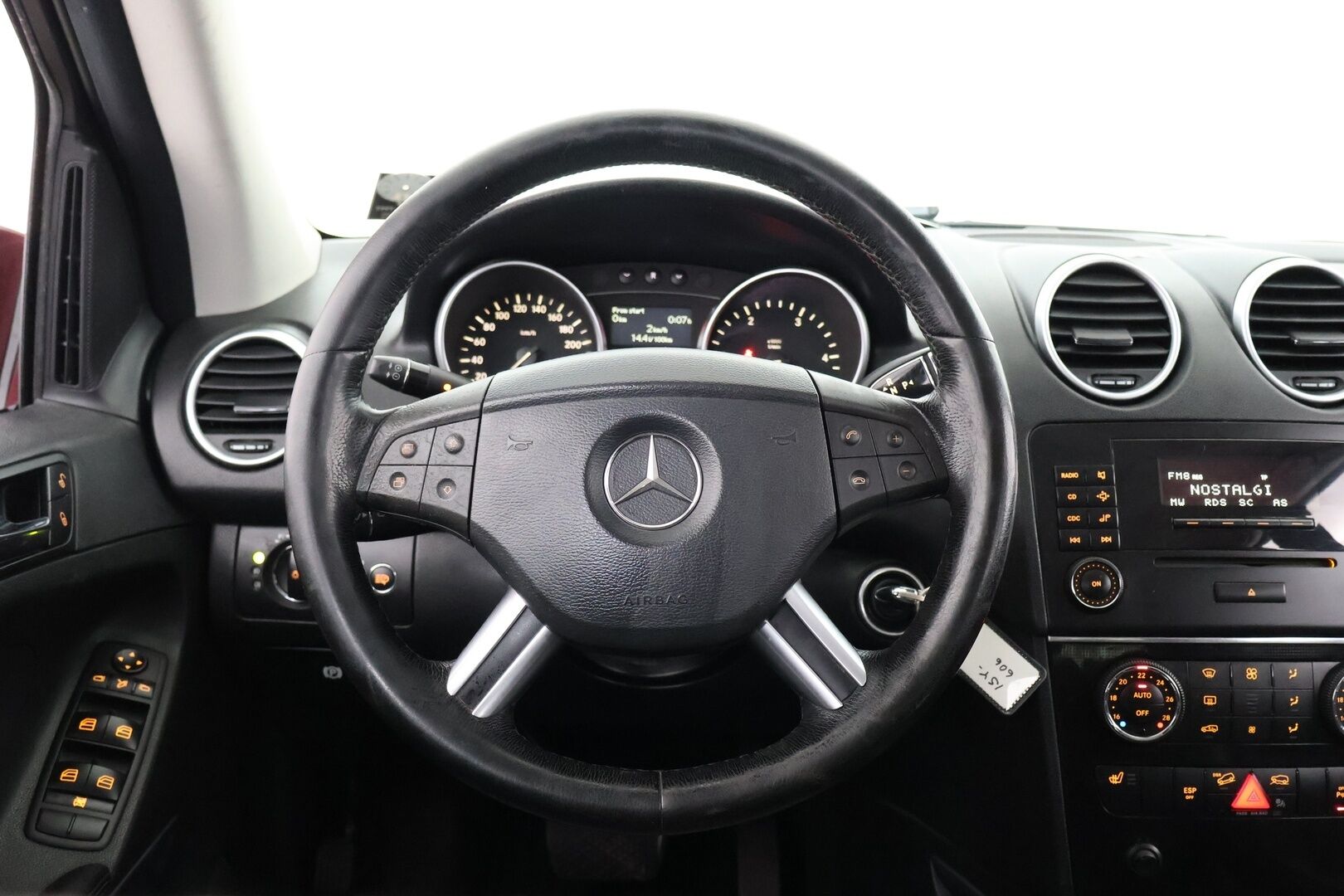 Mercedes-Benz ML 2006 5D ML 320 CDI KOMBI AUTOMATIC-164122-4X4/292 - Myydään Huutokaupat.com:issa