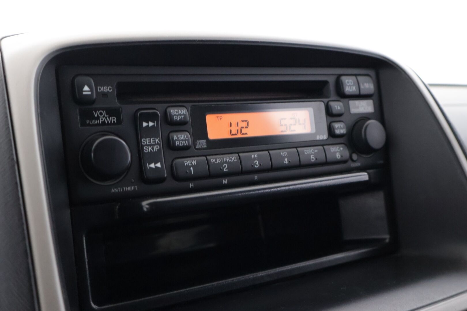 Honda CR-V 2006 MYYDÄÄN HUUTOKAUPAT.COM! - MYYDÄÄN HUUTOKAUPAT.COM! - Osta nyt, maksa vasta ensi vuonna