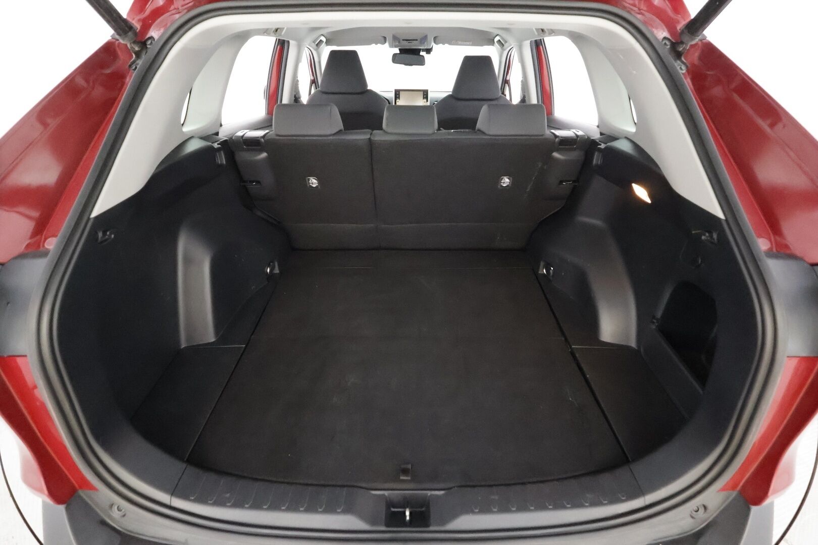 Toyota RAV4 2020 2,0 VVT-iE Active Multidrive S * Koukku / ACC / LED / P.Kamera / Sisätilanlämmitin / Kaistavahti / Navi * - Suomi-auto / Merkkihuollot / Kahdet renkaat aluvanteilla - HULLUT AVAJAISHULINAT KORKOTARJOUS 3,29 %