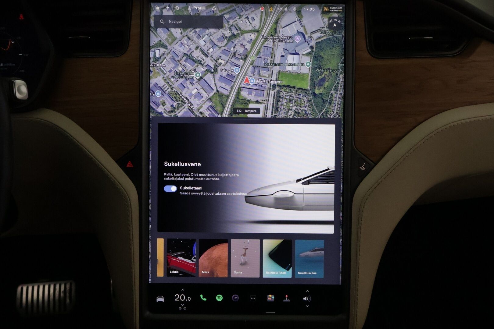 Tesla Model X 2019 Long Range AWD * Vetokoukku / Vaalea Nahkasisusta / Premium Audio / Lasikatto / 2x Renkaat Aluvantein! - Ilma-Alusta / Peruutuskamera / Upea! - HULLUT AVAJAISHULINAT KORKOTARJOUS 3,29 %