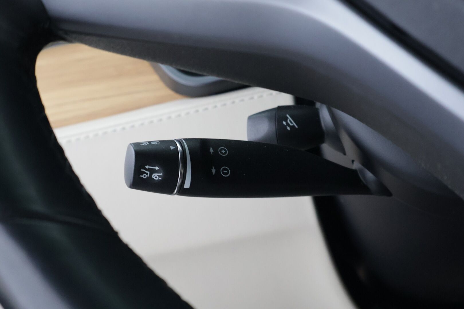 Tesla Model X 2019 Long Range AWD - Vetokoukku | Vaalea Nahkasisusta | Premium Audio | Lasikatto | 2x Renkaat Aluvantein
