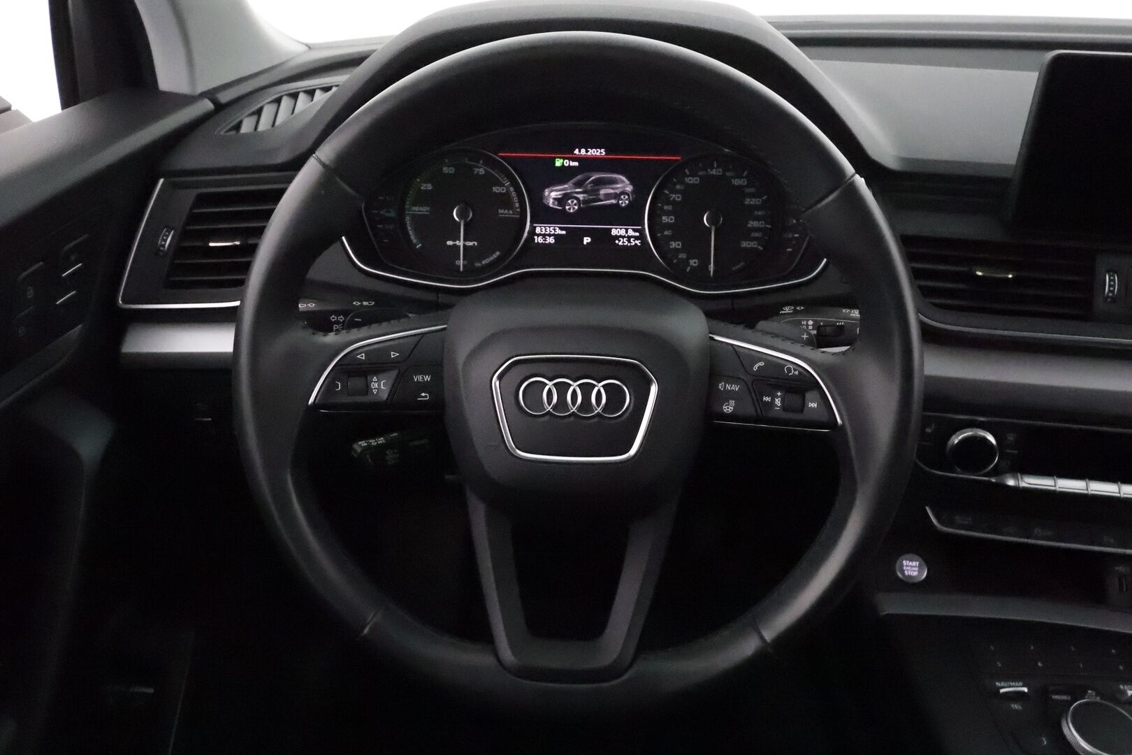 Audi Q5 2020 Launch Edition 55 TFSI e quattro S tronic **ACC / Ilma-alusta / Matrix / Koukku / P.Tutkat / Sporttipenkki Muistilla** - 3,99 % KORKOTARJOUS TÄHÄN AUTOON - Suomi-auto / 2x Latauskaapelit / Kahdet hyvät renkaat / Merkkihuollettu!