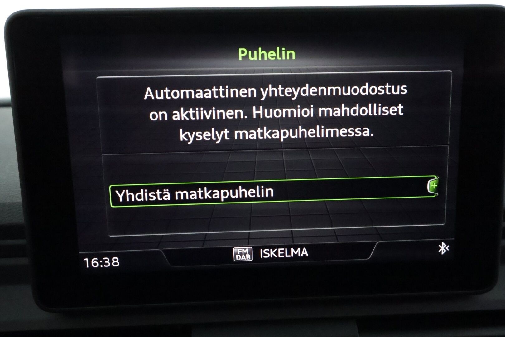 Audi Q5 2020 Launch Edition 55 TFSI e quattro S tronic **ACC / Ilma-alusta / Matrix / Koukku / P.Tutkat / Sporttipenkki Muistilla** - 3,99 % KORKOTARJOUS TÄHÄN AUTOON - Suomi-auto / 2x Latauskaapelit / Kahdet hyvät renkaat / Merkkihuollettu!