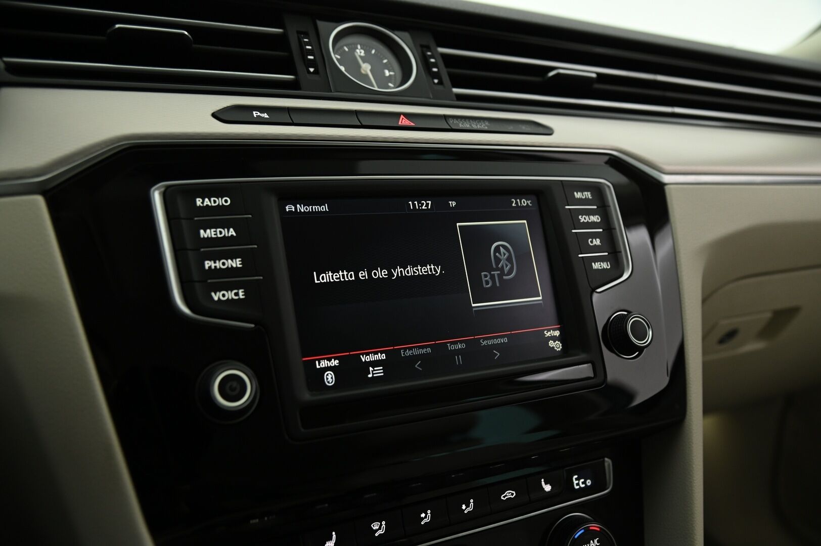 VOLKSWAGEN PASSAT 2016 Variant GTE Plug-In Hybrid 160 kW (218 hv) DSG-automaatti * Webasto / Adapt. vak / P. kamera / Sähkökoukku / P.tutkat / Sähköluukku / Ambient* - Korkeajännite akku vaihdettu 03/24! Jakopää tehty 11/23!