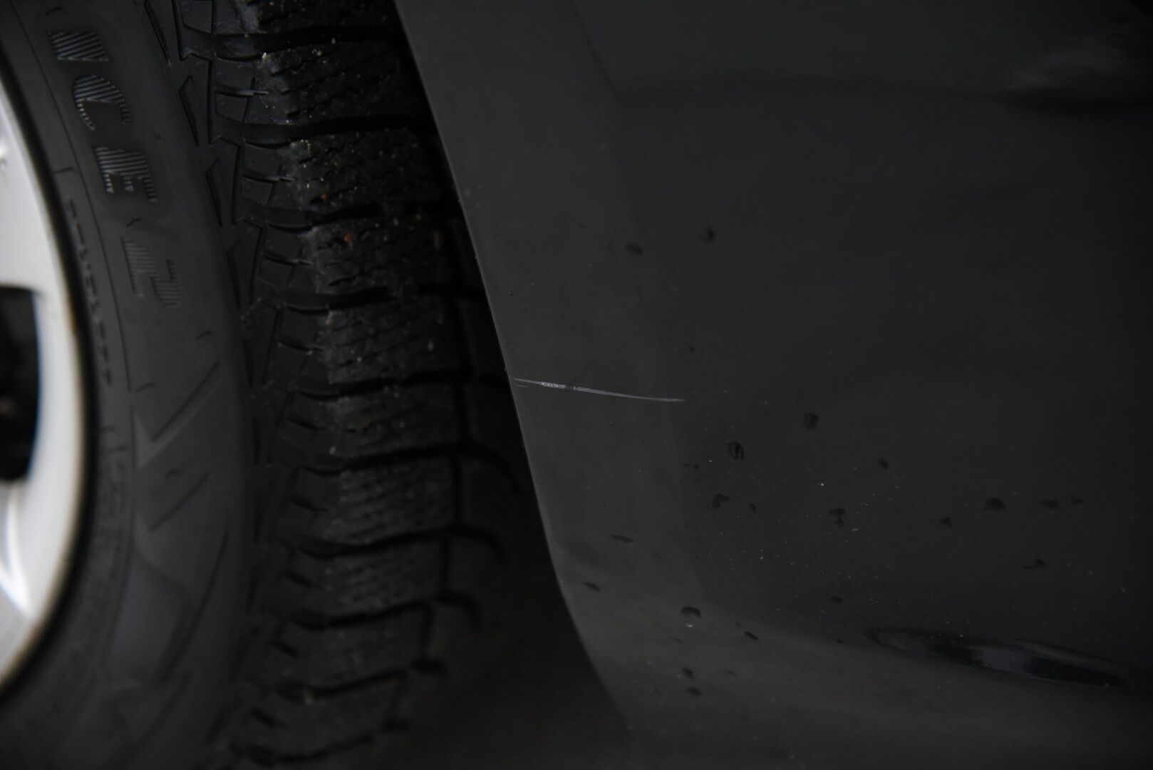 Volvo V60 2015 D4 AWD Summum / Nahkasisusta / Keyless / Muistipenkki / Koukku / Huoltokirja - YritysOutlet - Myydään vain yrityksille - 2x Renkaat vanteineen! Siisti! 