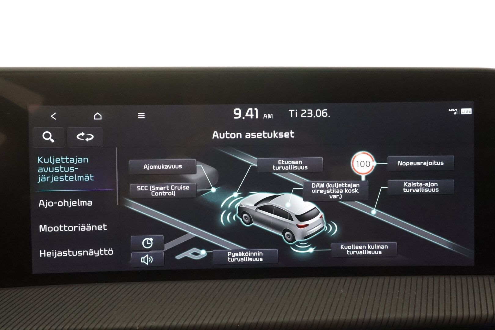 KIA EV6 2023 GT-Line AWD 77 kWh 325 hv - Koukku | Ilmastoidut penkit | ILP | Meridian | ACC | HUD | 360° | Muistipenkki | Nahka-alcantara | HDA | 2x renkaat aluin |