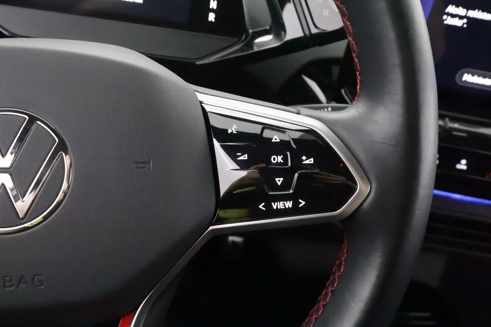 VOLKSWAGEN ID.5 2023 GTX 4Motion 220kW - ACC / ILP / Koukku | IQ-Light Matrix LED | Ratinlämmitys | P.Kamera | Apple&Android | Merkkihuollettu |