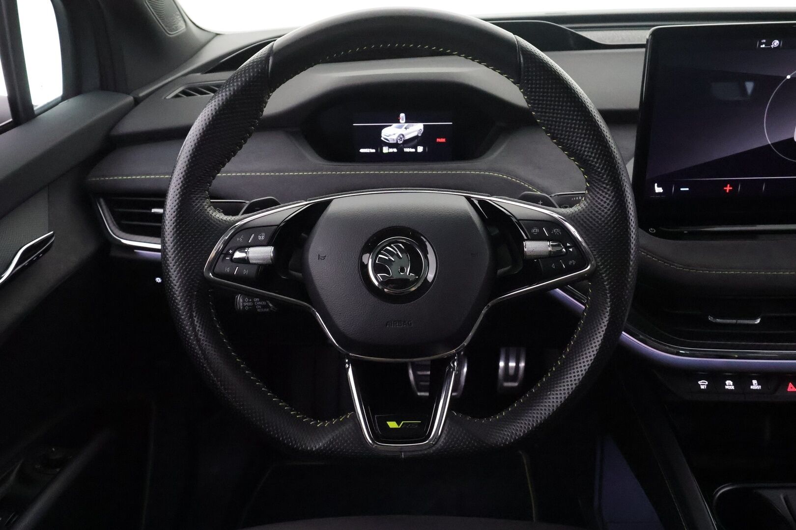 SKODA ENYAQ 2023 RS 220kW - | ACC | ILP | Koukku | Canton | HUD | Lasikatto | Matrix-LED | Muistipenkki | P.Kamera | Keyless | Apple&Android | Merkkihuollettu | Kahdet Renkaat |