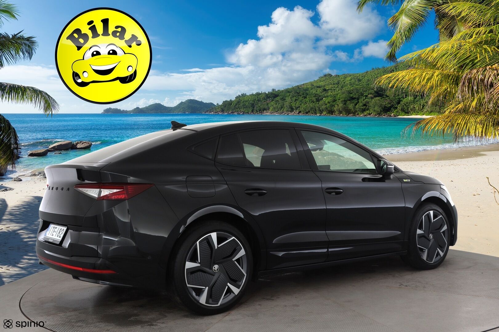Skoda Enyaq 2022 Coupe 80x 4x4 RS iV - | ACC | ÌLP | Koukku | Canton | Matrix-LED | Hierova Muistipenkki | HUD | Lasikatto | Nahat | Keyless | Apple&Android | Merkkihuollettu |