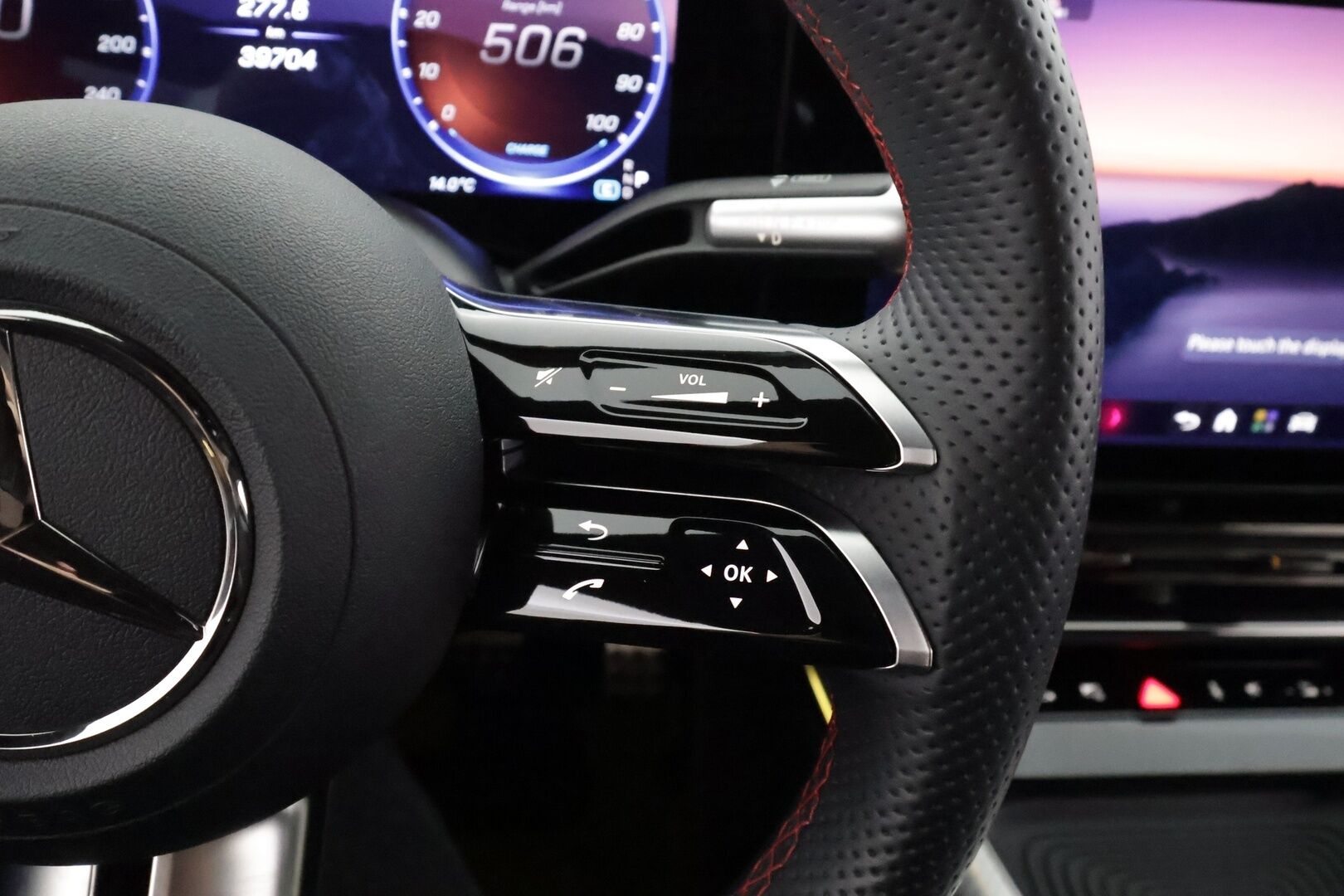 MERCEDES-BENZ CLA 2025 350 4Matic AMG - | Distronic | ILP | Koukku | Burmester | 360° | HUD | Multibeam | Lasikatto | Sporttipenkit muistilla | Ambient light | Keyless | Apple & Android | - KORKO VAIN 3,99 %