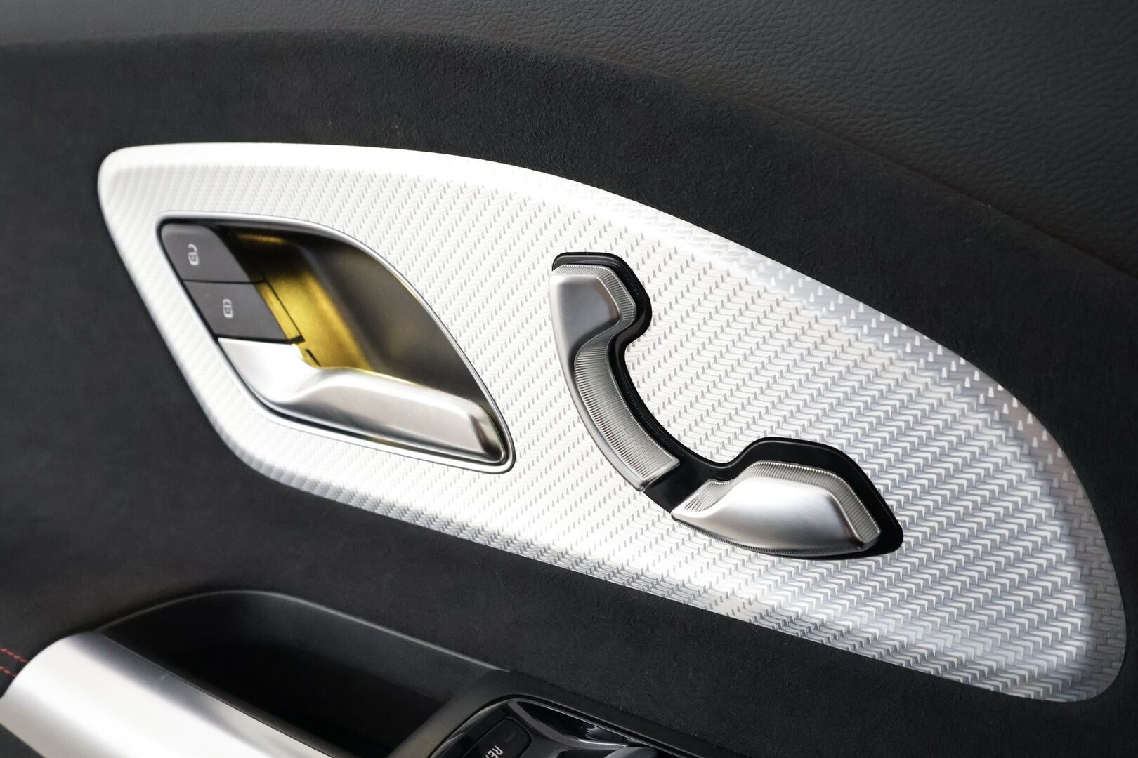 MERCEDES-BENZ CLA 2025 350 4Matic AMG - | Distronic | ILP | Koukku | Burmester | 360° | HUD | Multibeam | Lasikatto | Sporttipenkit muistilla | Ambient light | Keyless | Apple & Android | - KORKO VAIN 3,99 %