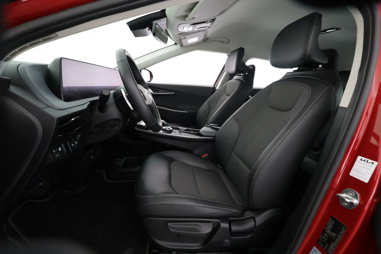 KIA EV6 2022 RWD 77 kWh 229 hv - | ACC | HDA | Puolinahat | P.kamera | Lämm. ratti | Apple & Android | Navi | Lane Assist | Hätäjarrutusavustin | Digimittaristo | Merkkihuollot | 