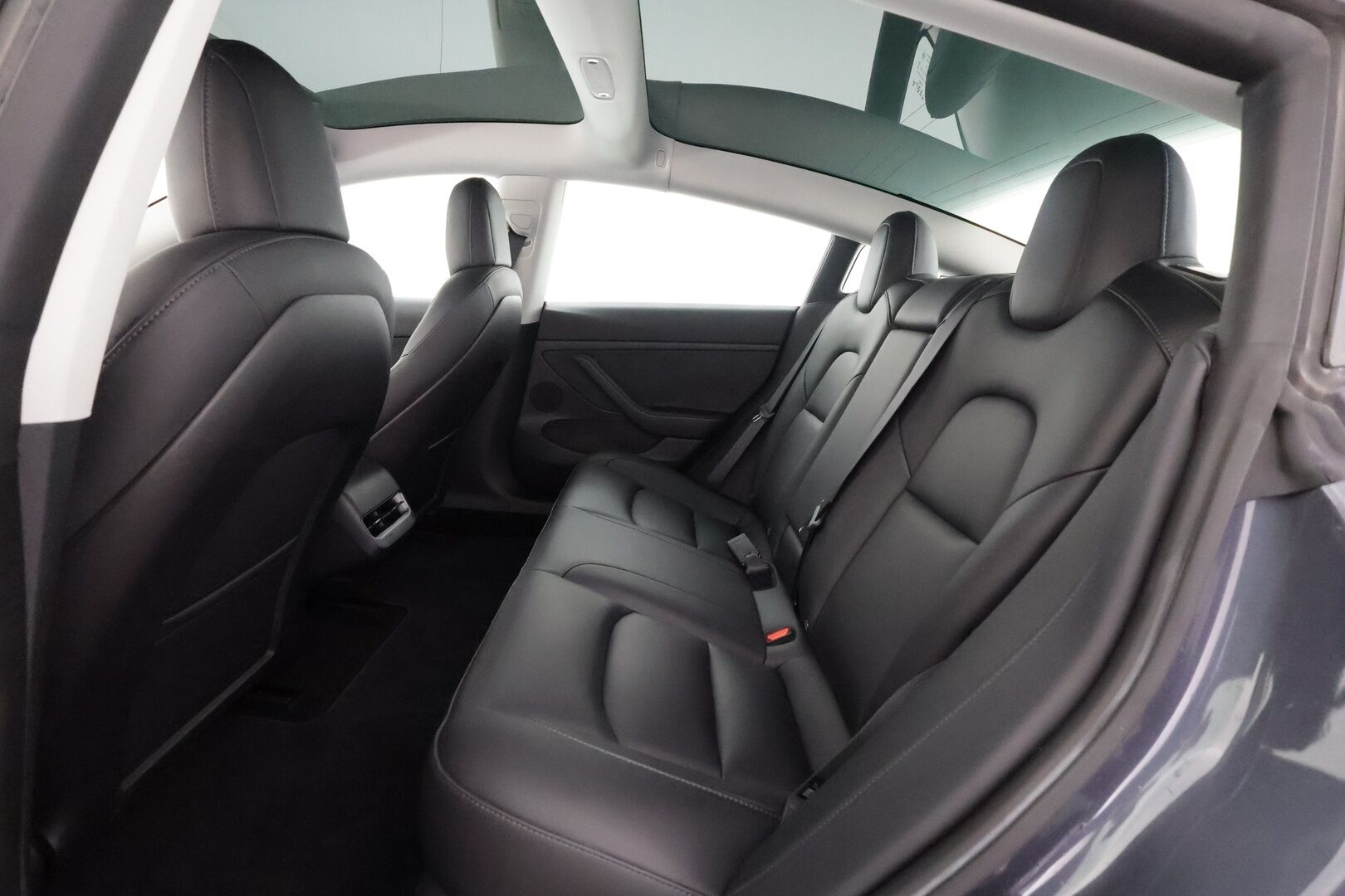 Tesla Model 3 2023 Long Range - | ACC | ILP | Ryzen | Matrix | Lasikatto | Premium Audio | Sähkönahat | Muistipenkki | P.kamera | Autosteer | Lämm. ratti | 2x renkaat aluin | 