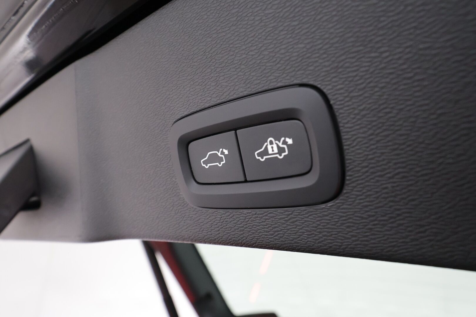 Volvo C40 2022 Recharge Twin Plus aut - | ACC | ILP | Lasikatto | Nahka-alcantara | Sporttipenkit | P.kamera | Keyless | BLIS | Pilot Assist | Digimittari | LED | Merkkihuollot | 