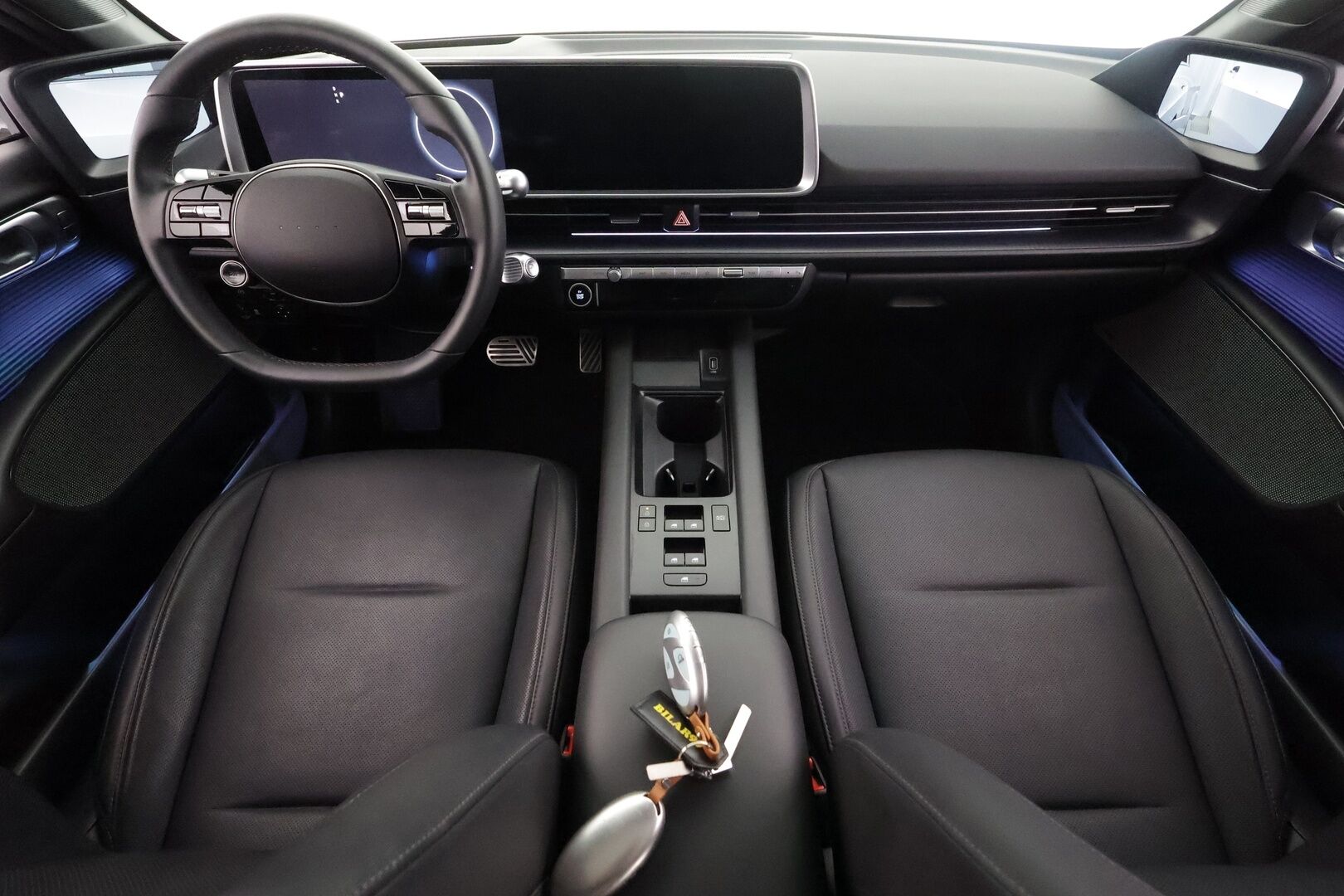 Hyundai IONIQ 6 2025 77 kWh 325 hv AWD Ultimate - | ACC | ILP | HUD | 360° | Ilm. relax nahat | BOSE | Matrix | Kattoluukku | Muistipenkki | Kamerapeilit | V2L | Lämm. ratti | HDA | BSM | Ambient |