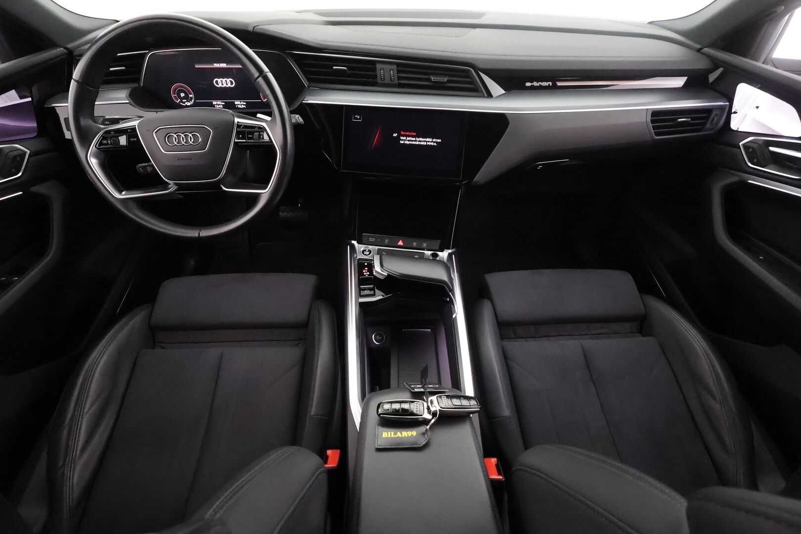AUDI E-TRON 2023  advanced quattro 55 300kW - | ACC | HUD | 360° | B&O | Night Vision | Sporttipenkit | Ambient Light | Keyless | Kamerapeilit | Kaistaohjaus | Digimittaristo | Nahka-alcantara |