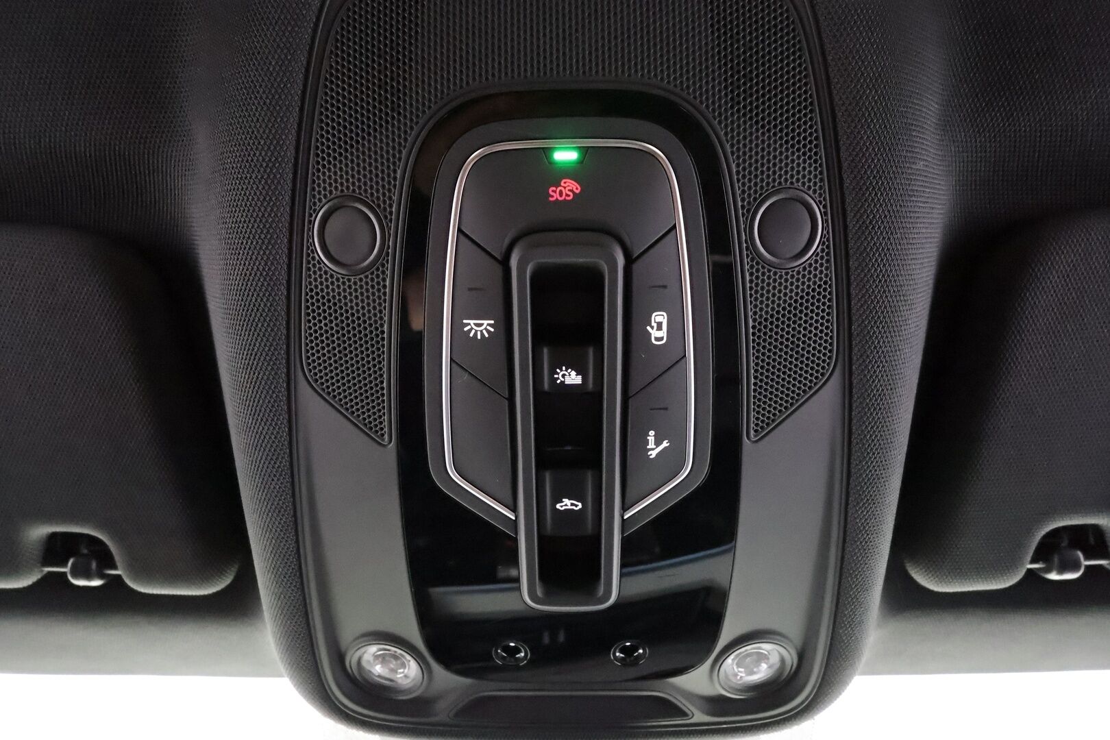 AUDI E-TRON 2021 Sportback 55 quattro S line - | ACC | ILP | Koukku | Matrix-LED | HUD | Ilma-Alusta | Panorama | Muistipenkki | Sporttinahat | Pimeänäköavustin | 360-Kamera | Merkkihuollettu |