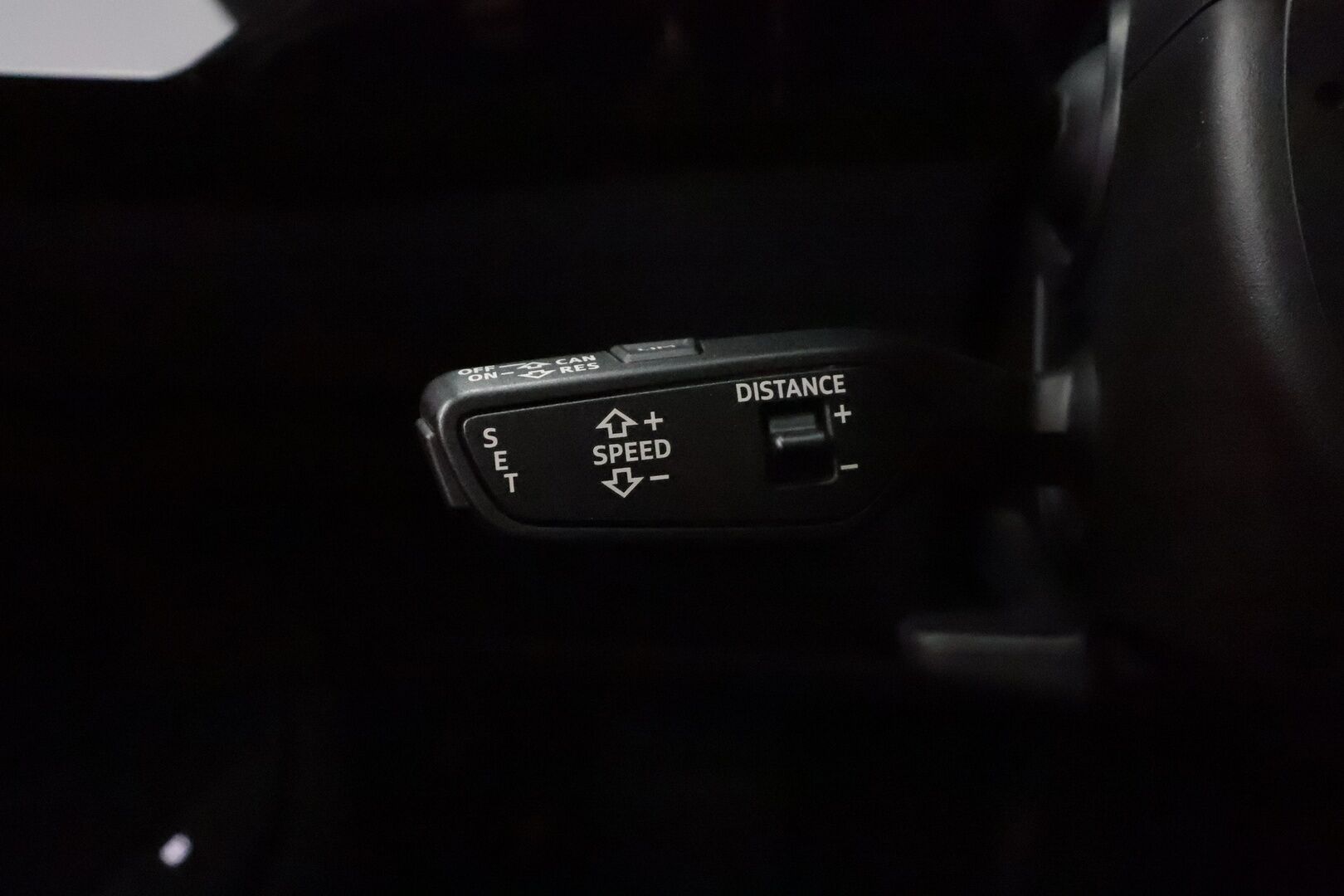 AUDI E-TRON 2021 Sportback 55 quattro S line - | ACC | ILP | Koukku | Matrix-LED | HUD | Ilma-Alusta | Panorama | Muistipenkki | Sporttinahat | Pimeänäköavustin | 360-Kamera | Merkkihuollettu |