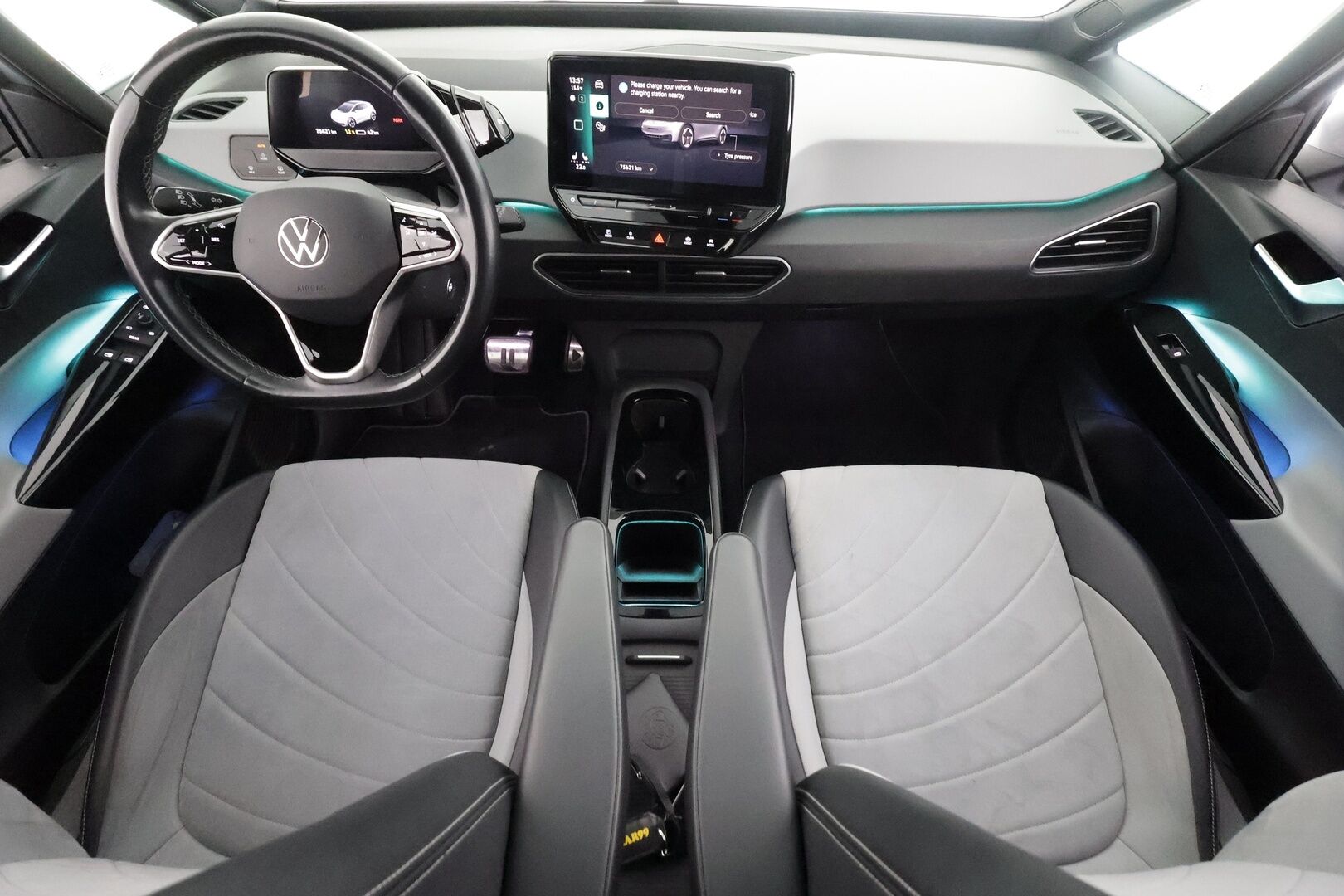 Volkswagen ID.3 2022 Pro S Business 150 kW, akku 77 kWh, 5-p - | ACC | ILP | 5-paikkainen | Nahka-alcantara | P.kamera ja tutkat | Keyless | Lane Assist | Ambient Light | Lämm. ratti | 2x kaapelit | 