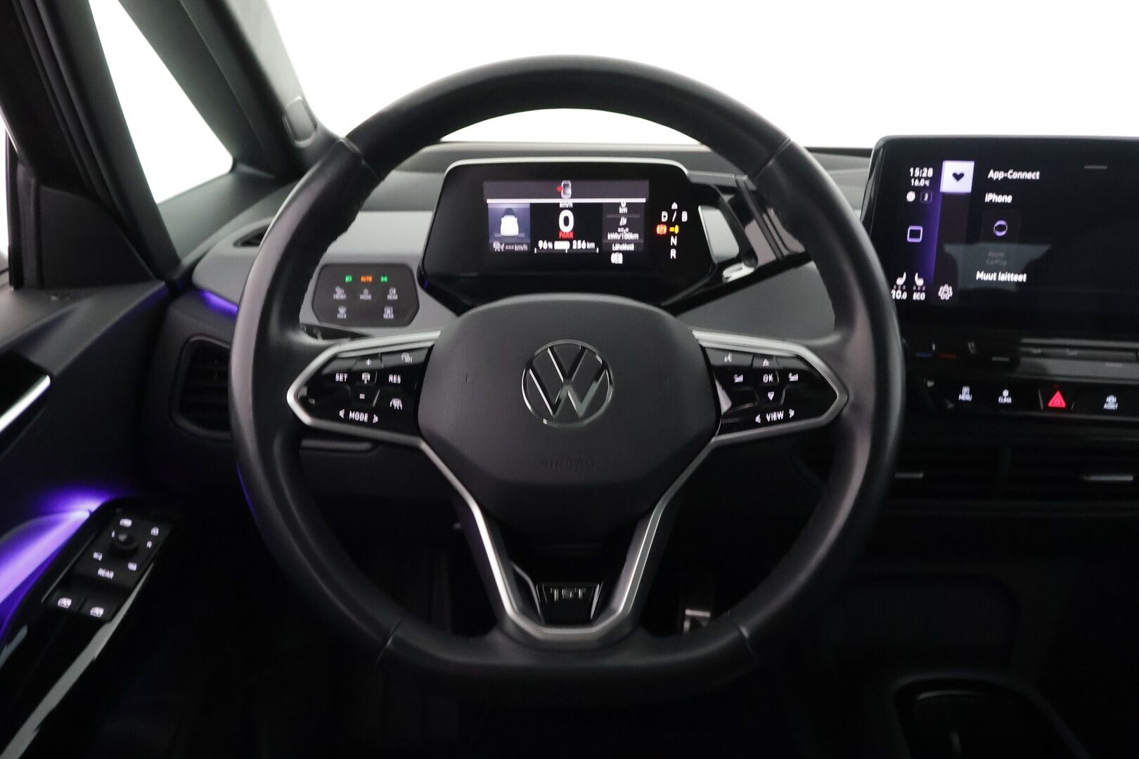 Volkswagen ID.3 2020 1ST Max 150 kW, akku 58 kWh 5-p - | ACC | ILP | Matrix-LED | Lasikatto | HUD | P.Kamera | Hierovat ergoactive Sporttipenkit | Ratinlämmitys | Kahdet Renkaat | Merkkihuollettu |