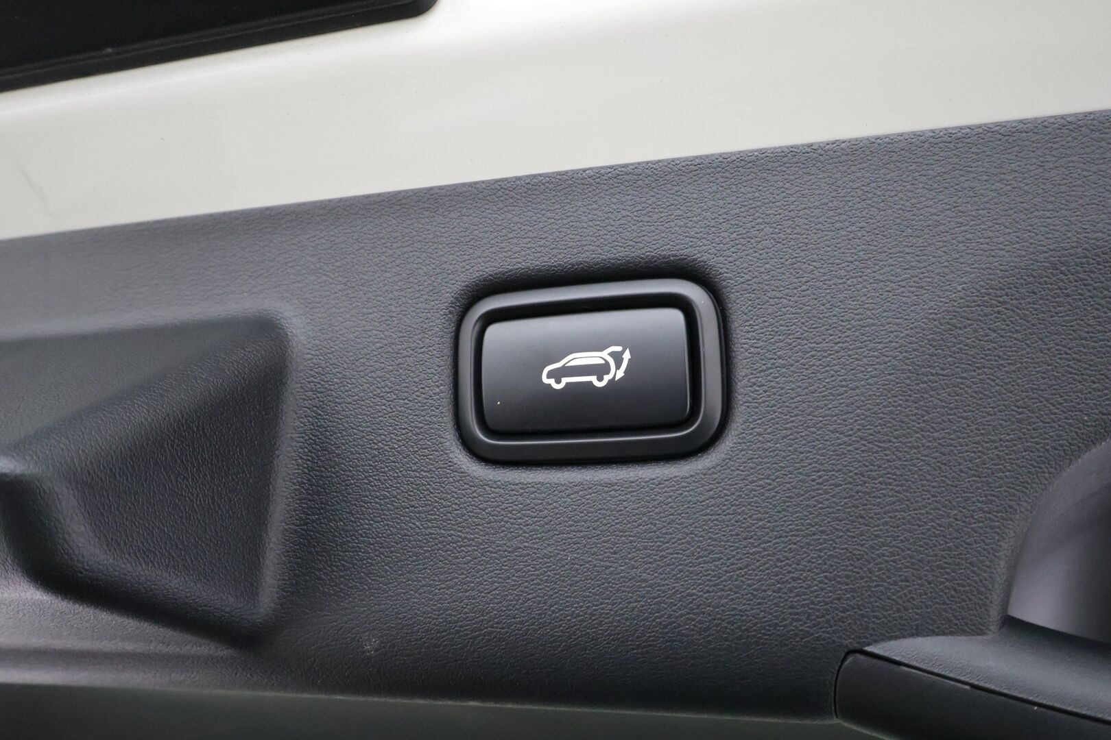 KIA EV6 2022 GT-Line AWD 77 kWh 325 hv - | ACC | ILP | HUD | 360° | Meridian | Kattoluukku | Ilm. relax penkit | Muistipenkki | Keyless | HDA | BSM | CTA | Ambient light | Merkkihuollettu |