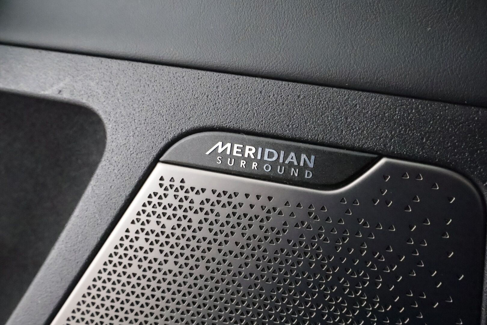 KIA EV6 2022 GT-Line AWD 77 kWh 325 hv - | ACC | ILP | HUD | 360° | Meridian | Kattoluukku | Ilm. relax penkit | Muistipenkki | Keyless | HDA | BSM | CTA | Ambient light | Merkkihuollettu |
