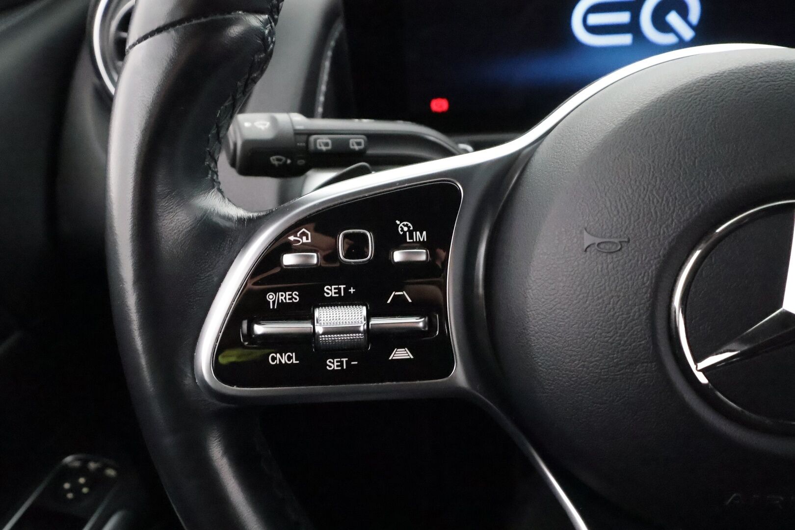 Mercedes-Benz EQB 2023 300 4MATIC - | Distronic+ | Lisälämmitin | Widescreen | burmester | 360-Kamera | Muistipenkit | Puolinahat | Ratinlmmitys | Kahdet Renkaat | Koti & Kauppalaturi |
