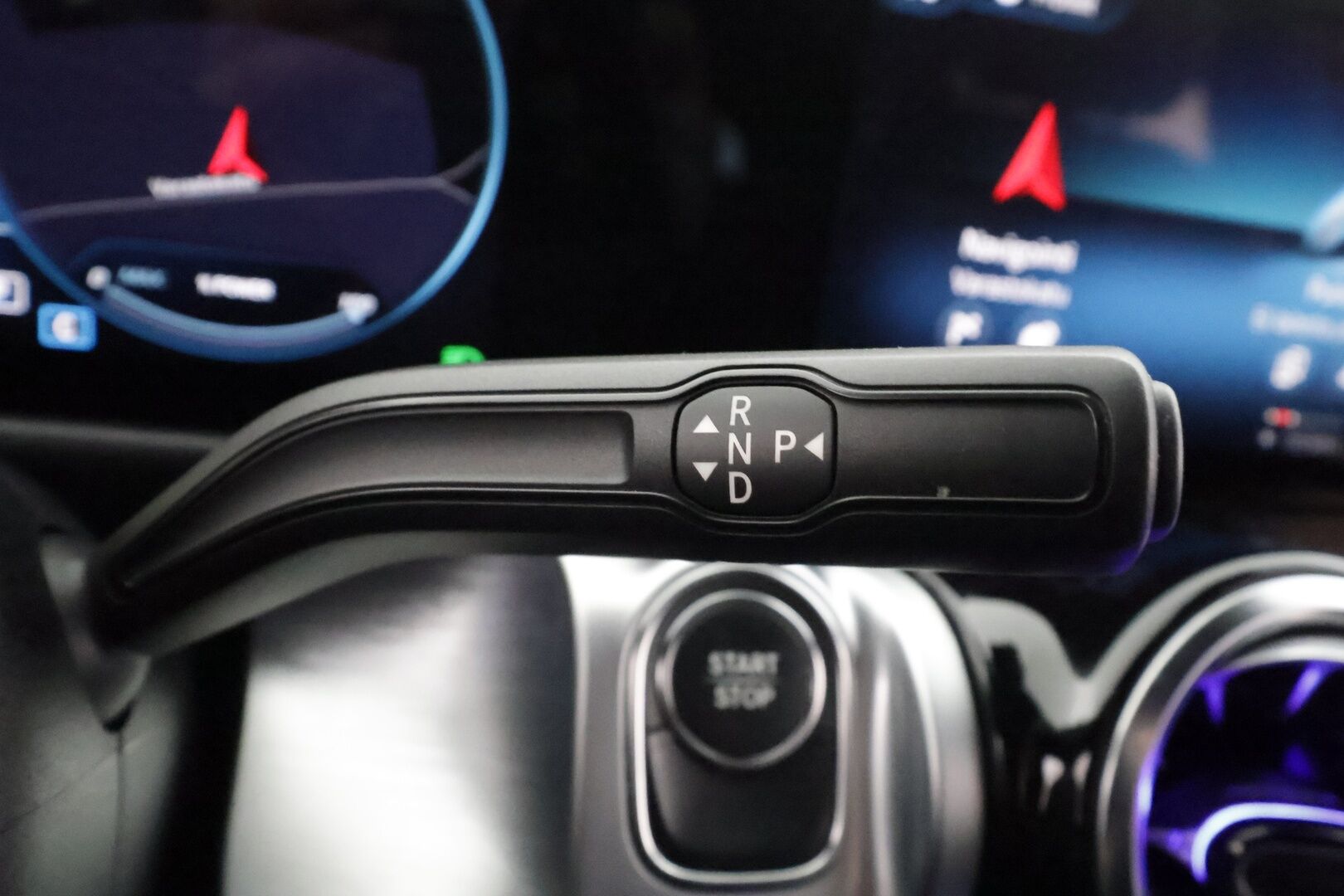 Mercedes-Benz EQB 2023 300 4MATIC - | Distronic+ | Lisälämmitin | Widescreen | burmester | 360-Kamera | Muistipenkit | Puolinahat | Ratinlmmitys | Kahdet Renkaat | Koti & Kauppalaturi |