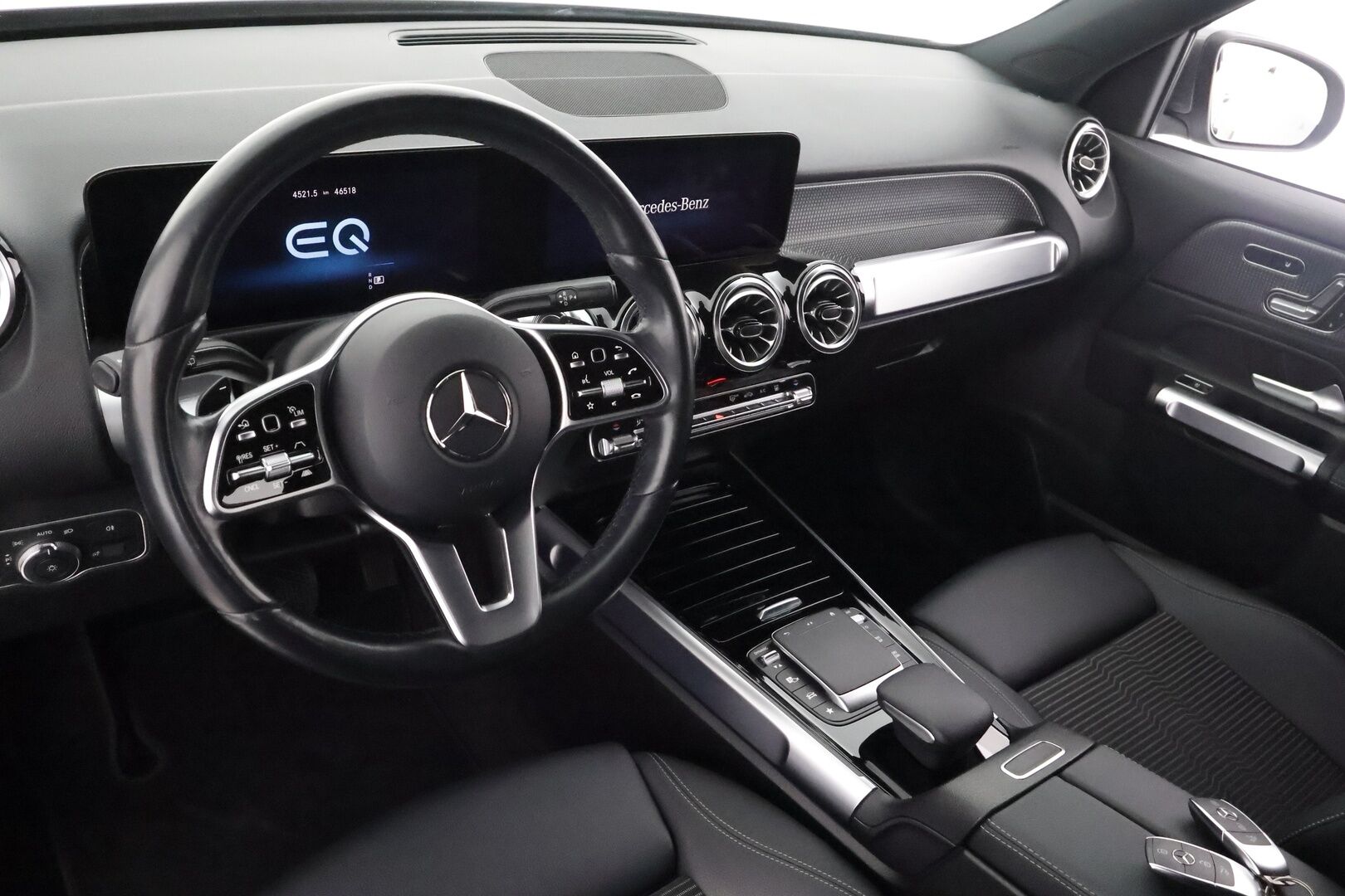 Mercedes-Benz EQB 2023 300 4MATIC - | Distronic+ | Lisälämmitin | Widescreen | burmester | 360-Kamera | Muistipenkit | Puolinahat | Ratinlmmitys | Kahdet Renkaat | Koti & Kauppalaturi |